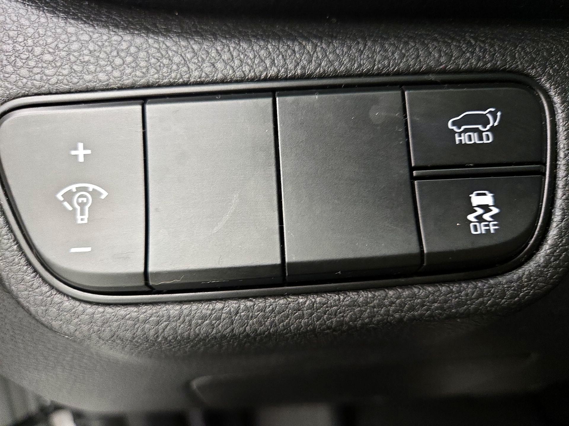 Thumbnail: 2024 Kia Seltos - 13