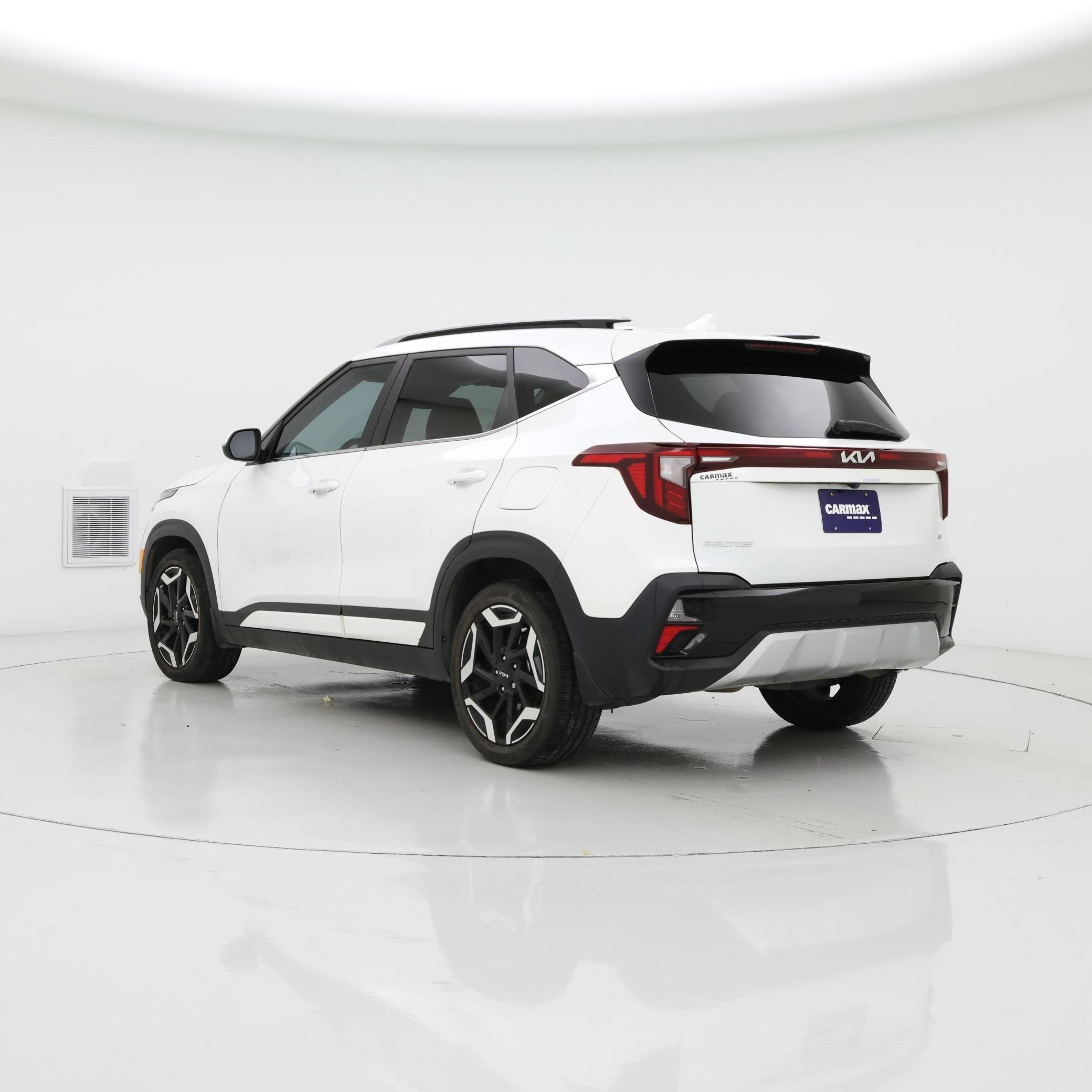 Thumbnail: 2024 Kia Seltos - 2