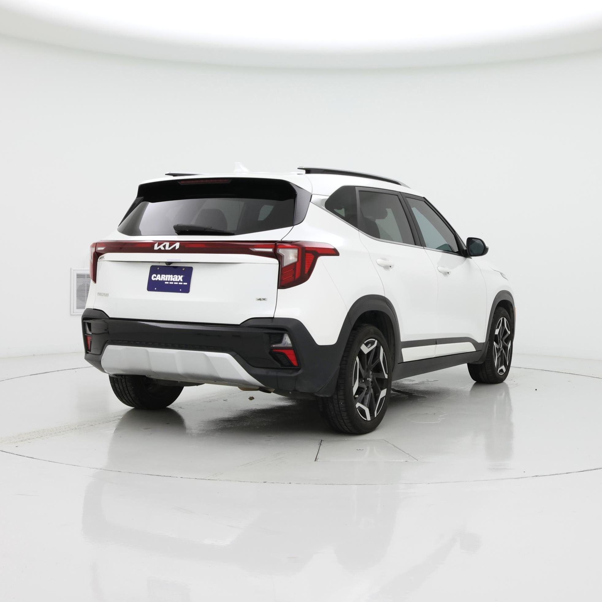 Thumbnail: 2024 Kia Seltos - 8