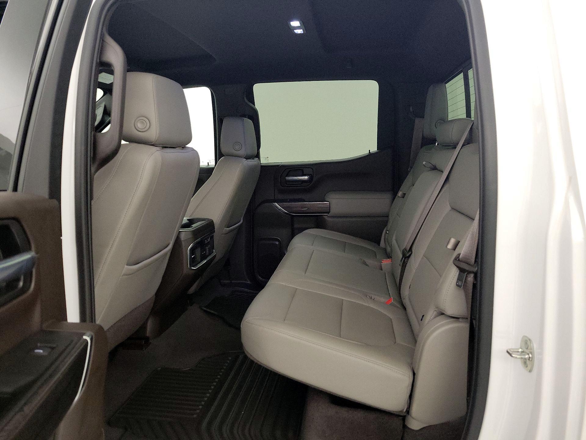 Thumbnail: 2021 Chevrolet Silverado 1500 - 18