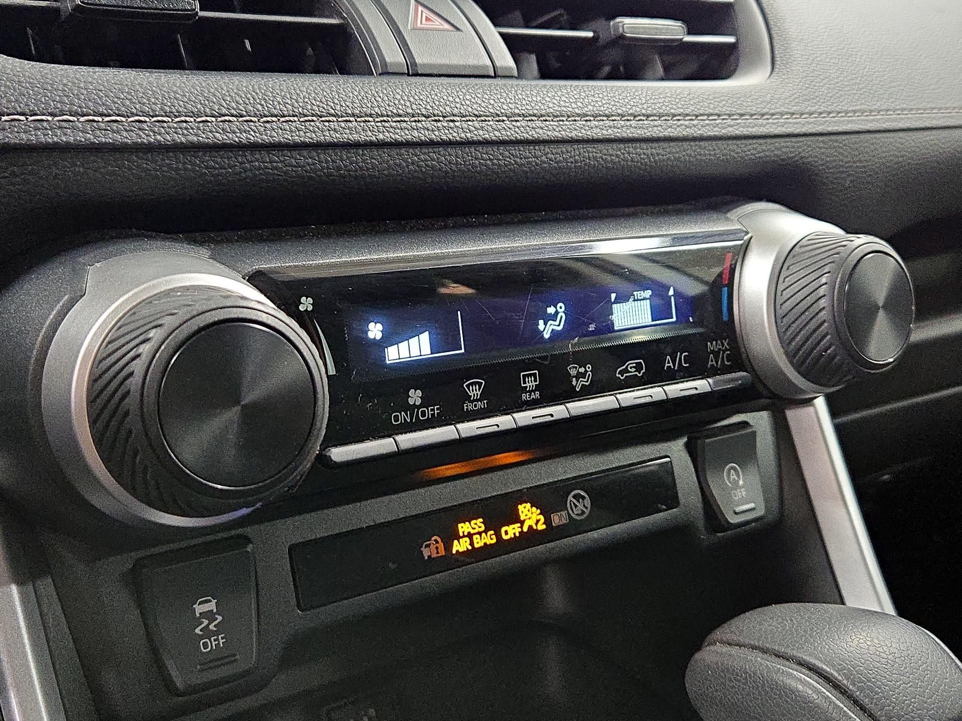 Thumbnail: 2023 Toyota RAV4 - 16