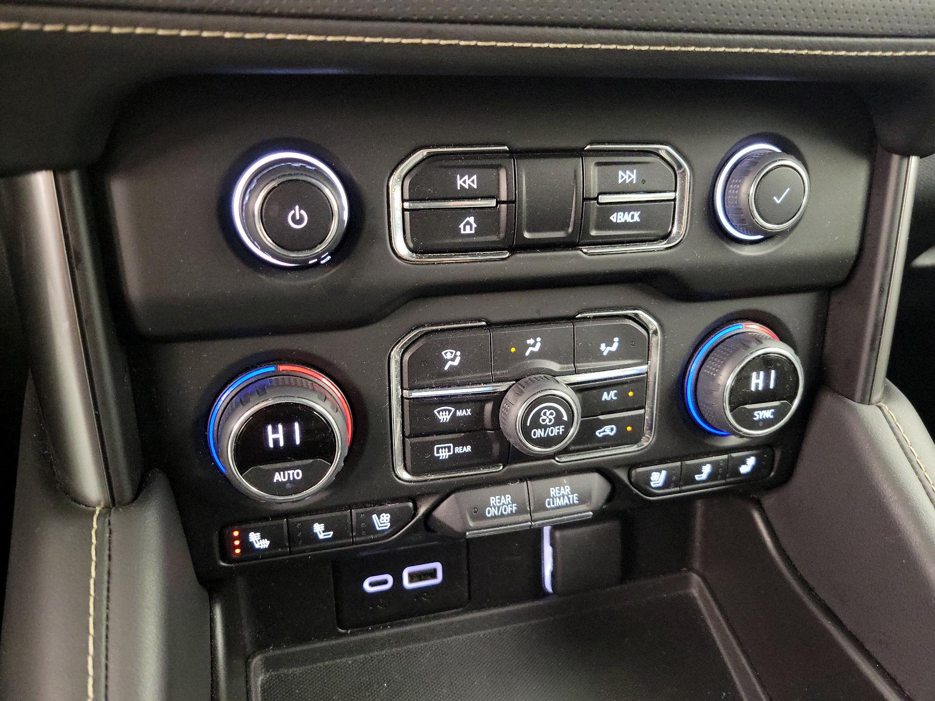 Thumbnail: 2023 Chevrolet Suburban - 16