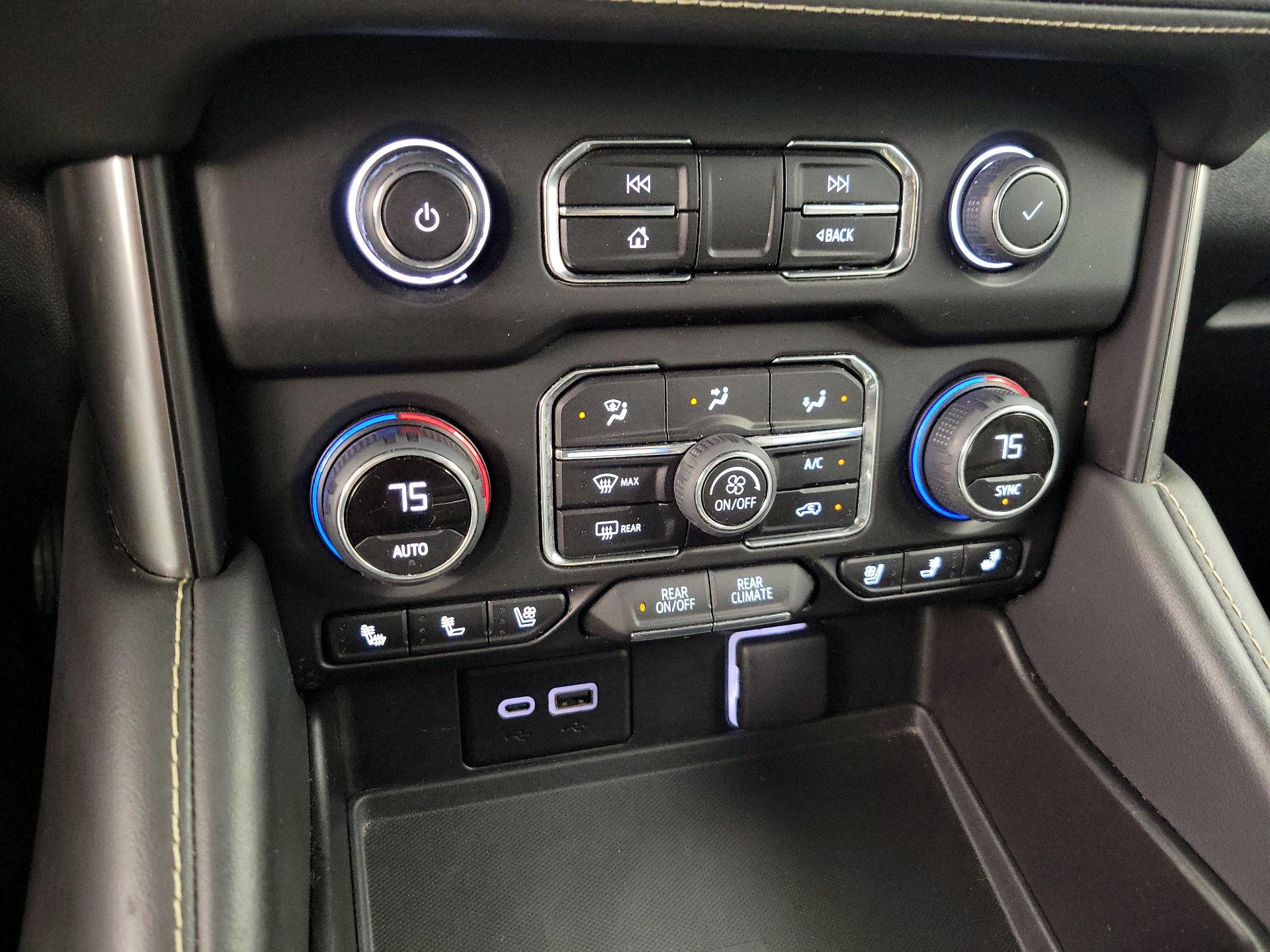 Thumbnail: 2023 Chevrolet Suburban - 16