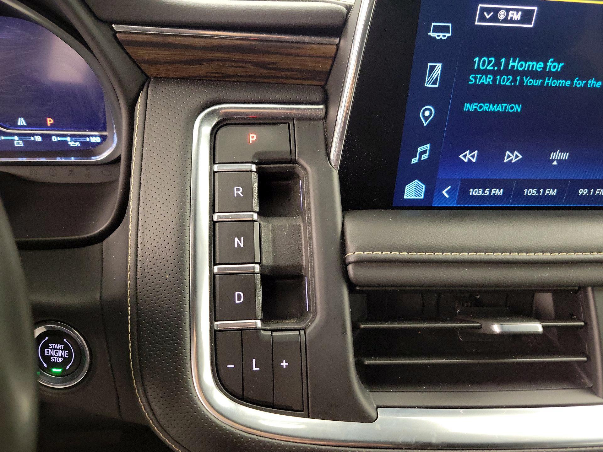 Thumbnail: 2023 Chevrolet Suburban - 17