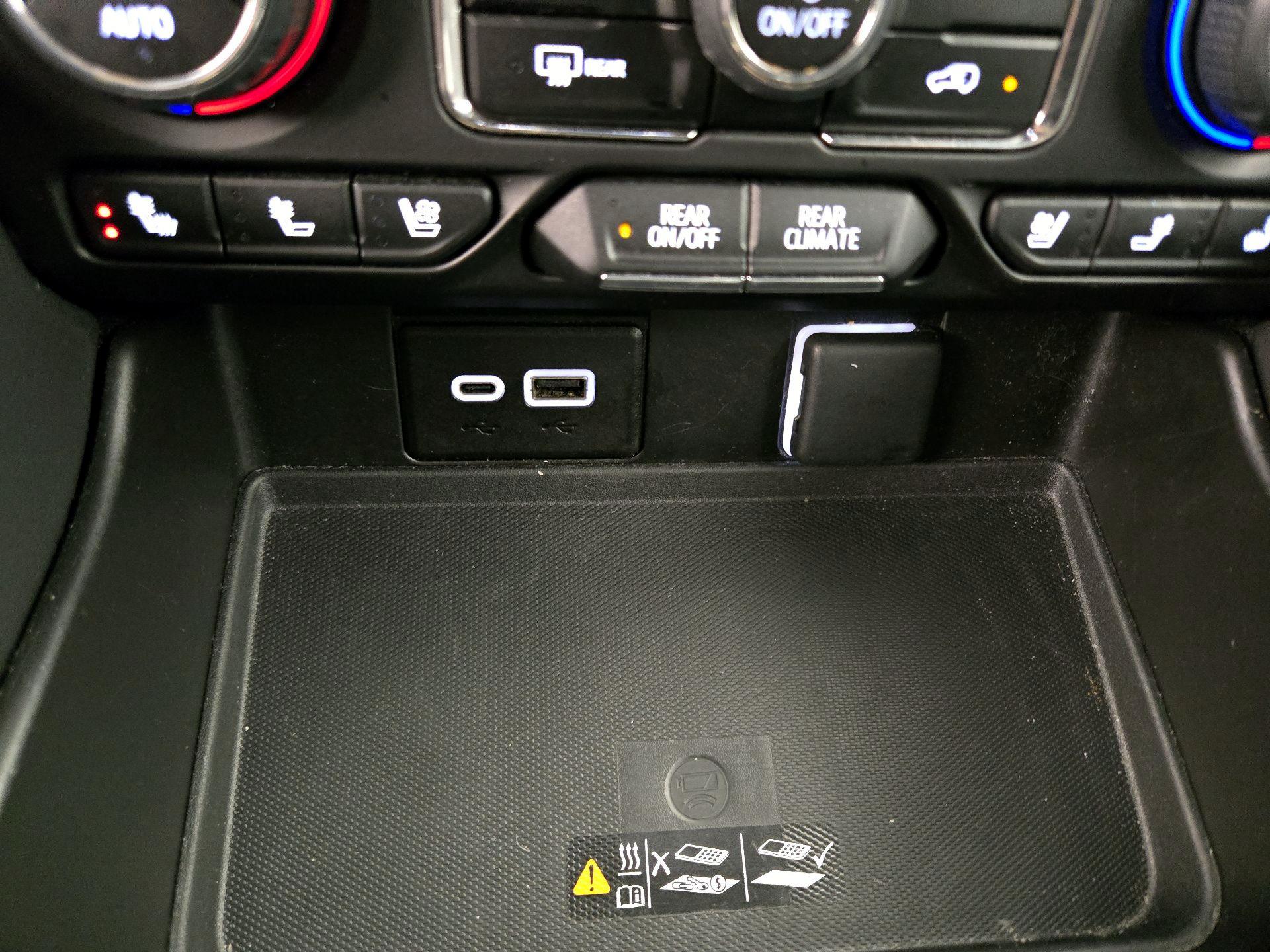 Thumbnail: 2023 Chevrolet Suburban - 19