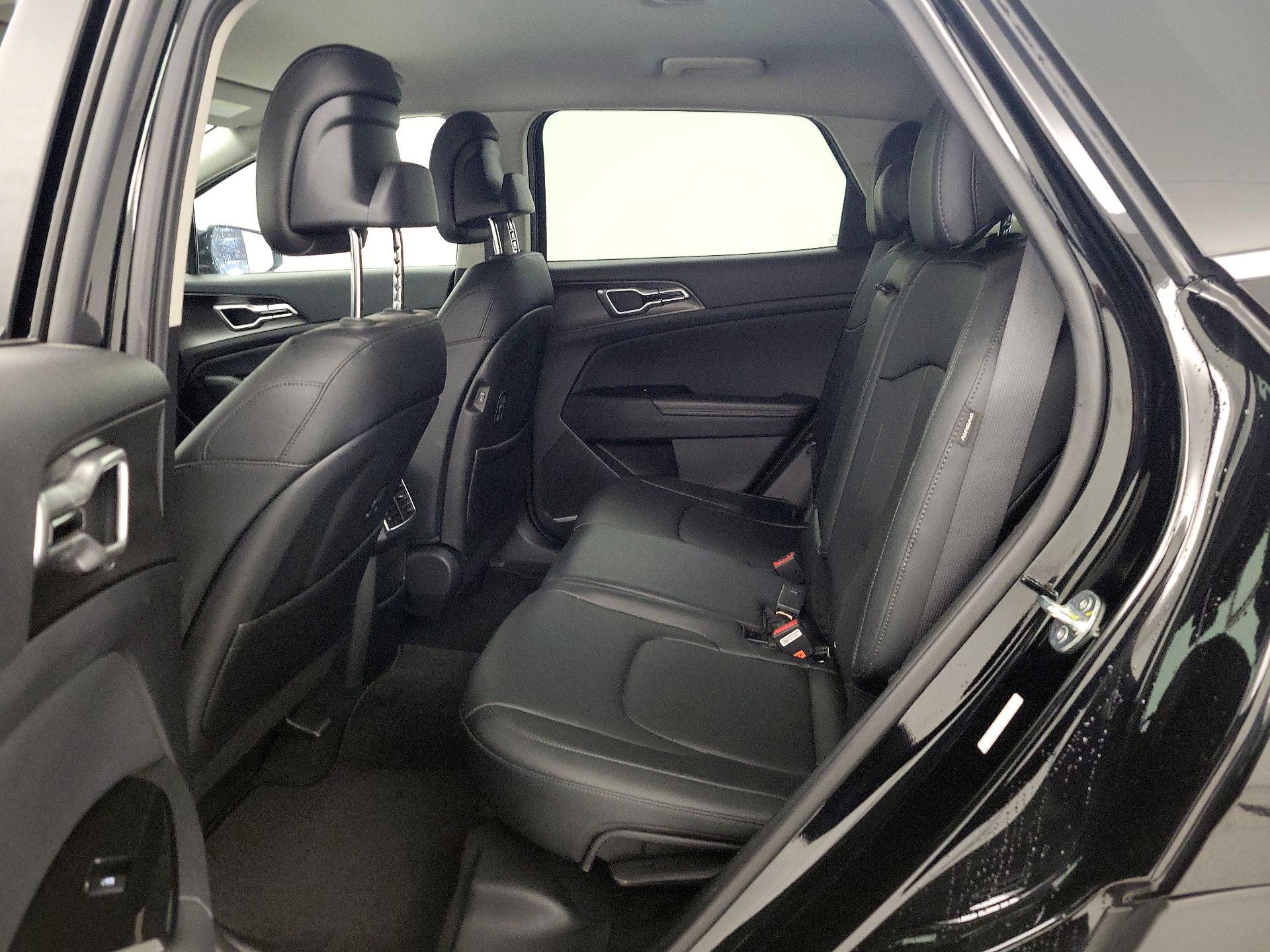 Thumbnail: 2024 Kia Sportage - 18