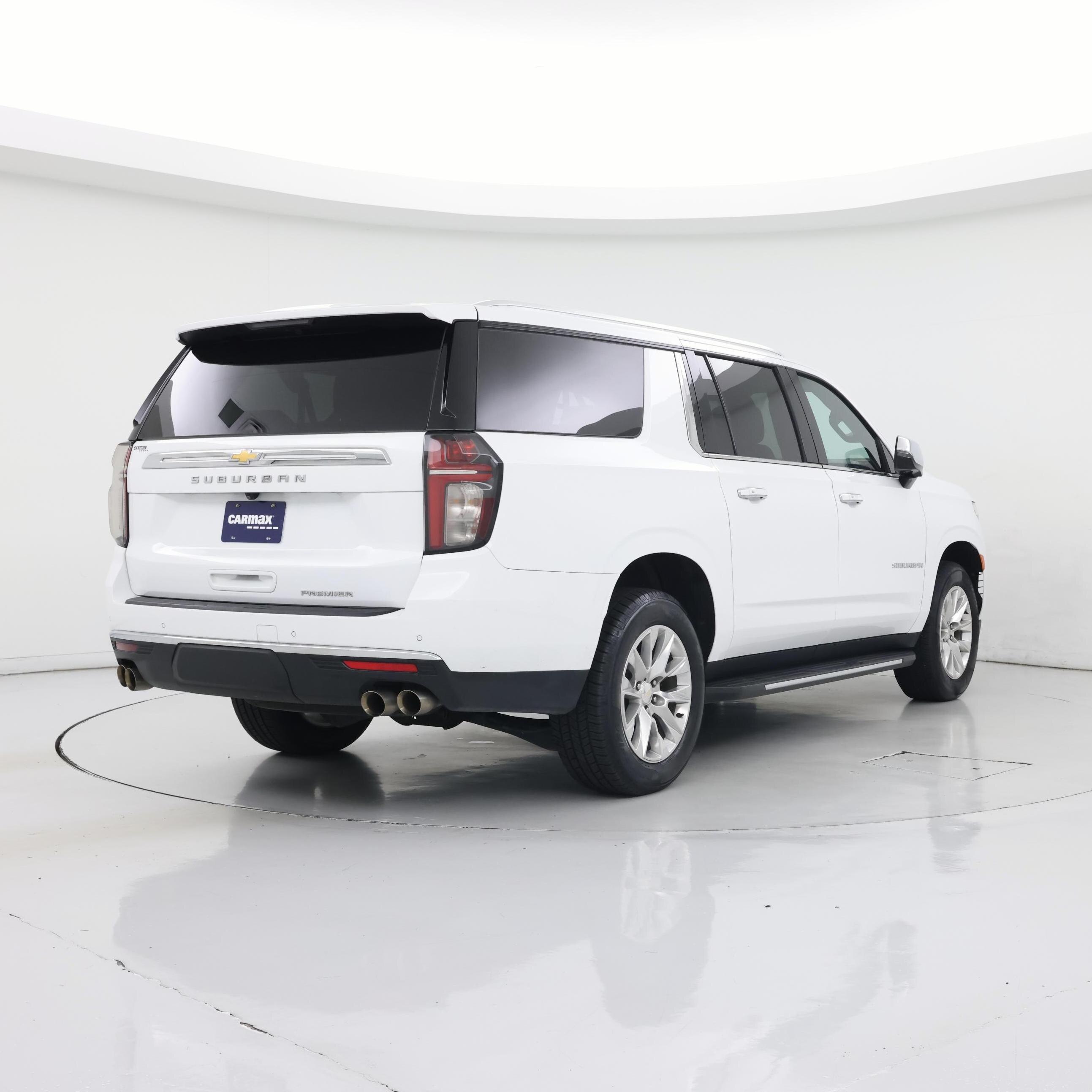 Thumbnail: 2023 Chevrolet Suburban - 8