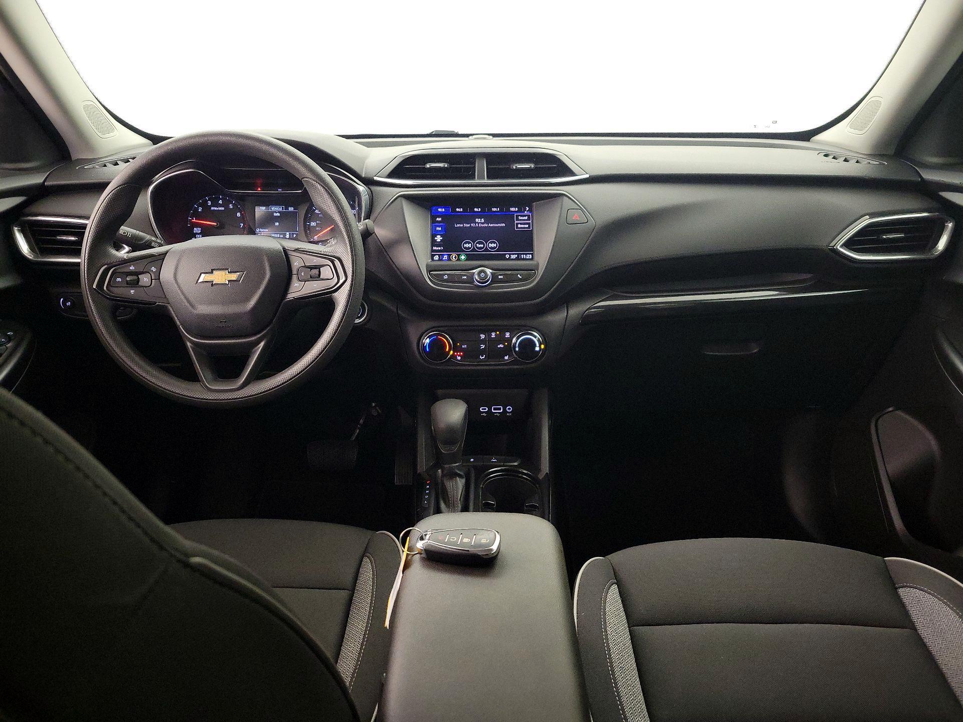 Thumbnail: 2023 Chevrolet TrailBlazer - 9