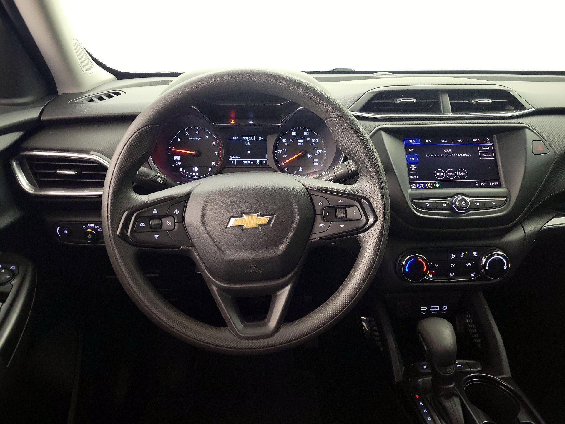 Thumbnail: 2023 Chevrolet TrailBlazer - 10