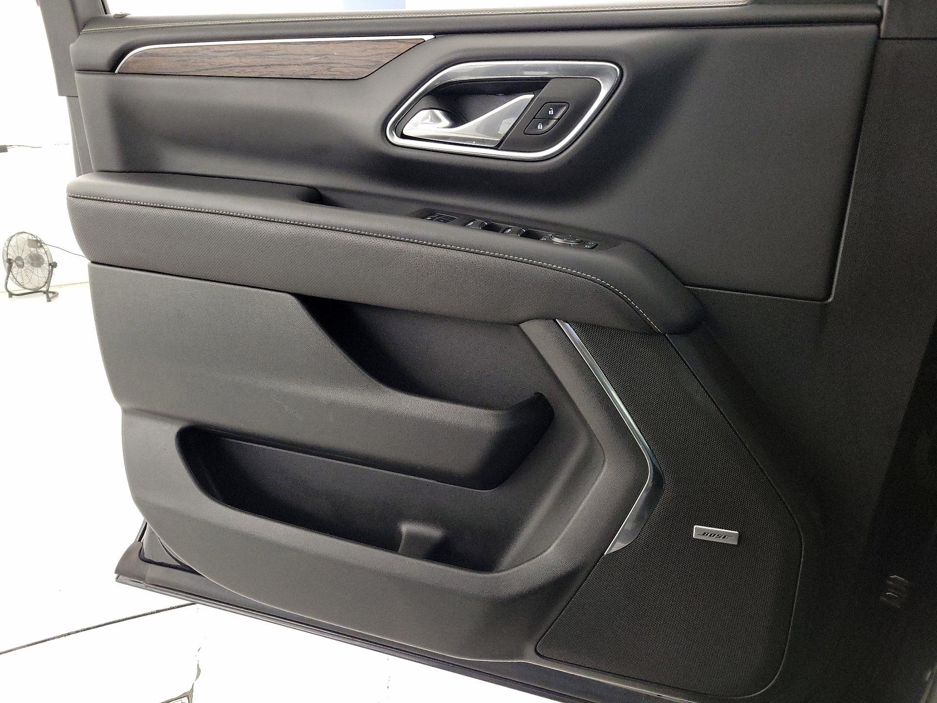 Thumbnail: 2023 Chevrolet Suburban - 12