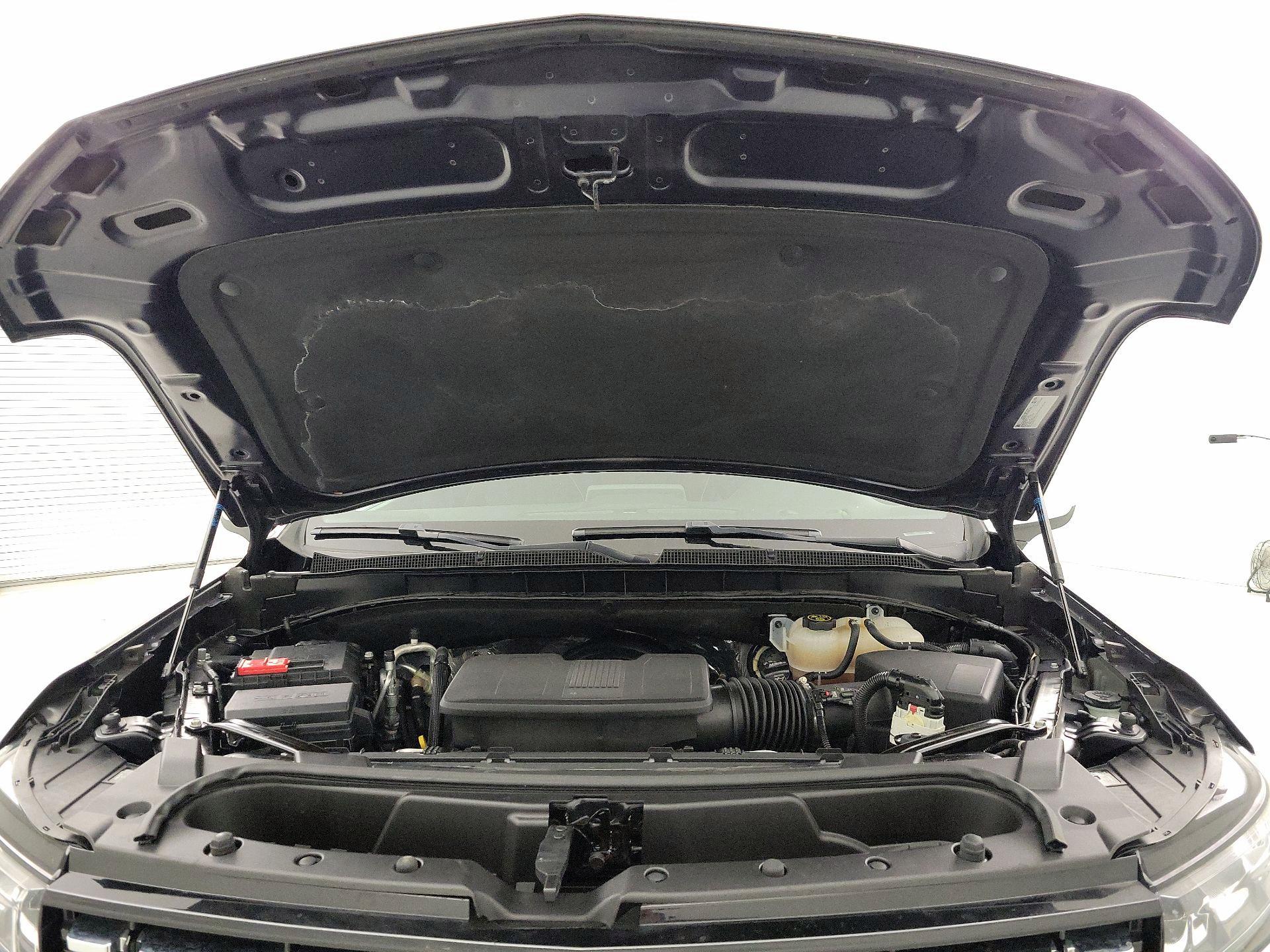 Thumbnail: 2023 Chevrolet Suburban - 20