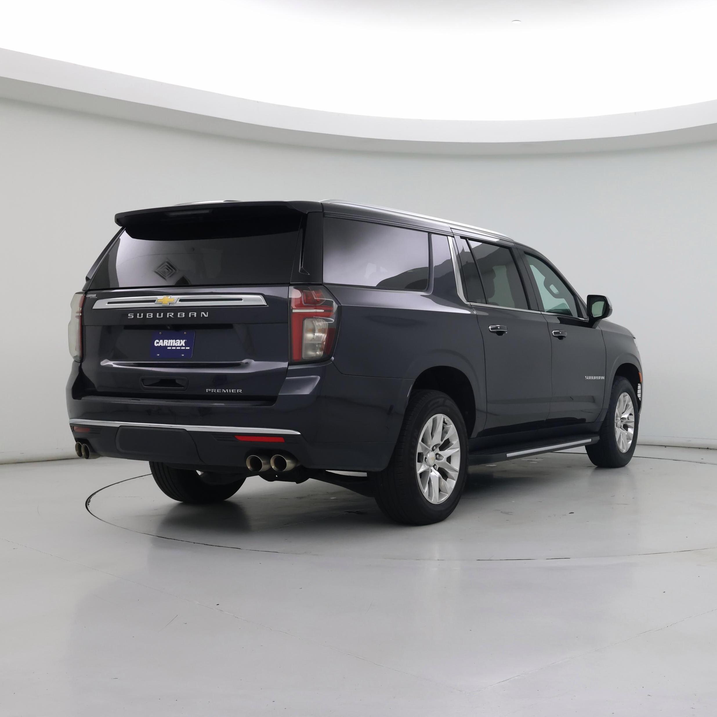 Thumbnail: 2023 Chevrolet Suburban - 8