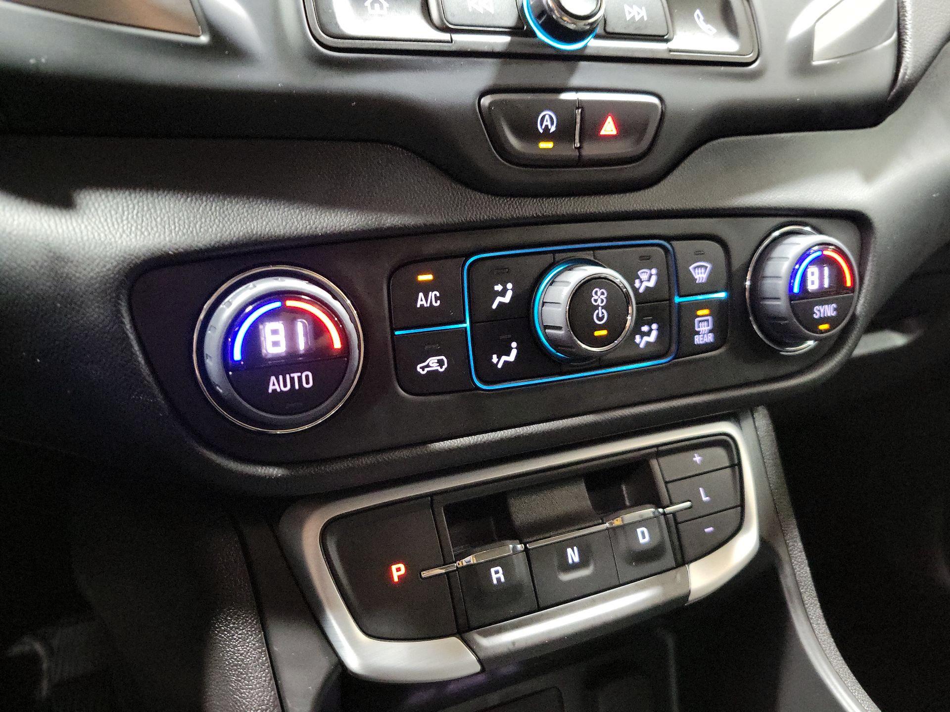 Thumbnail: 2023 GMC Terrain - 16