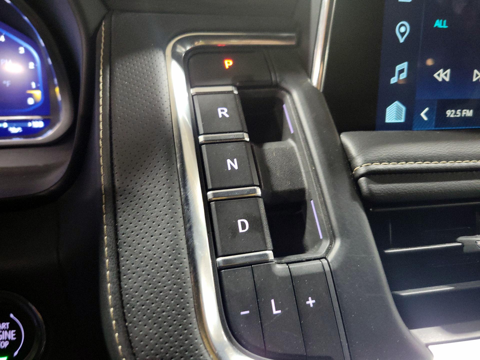 Thumbnail: 2023 Chevrolet Suburban - 17