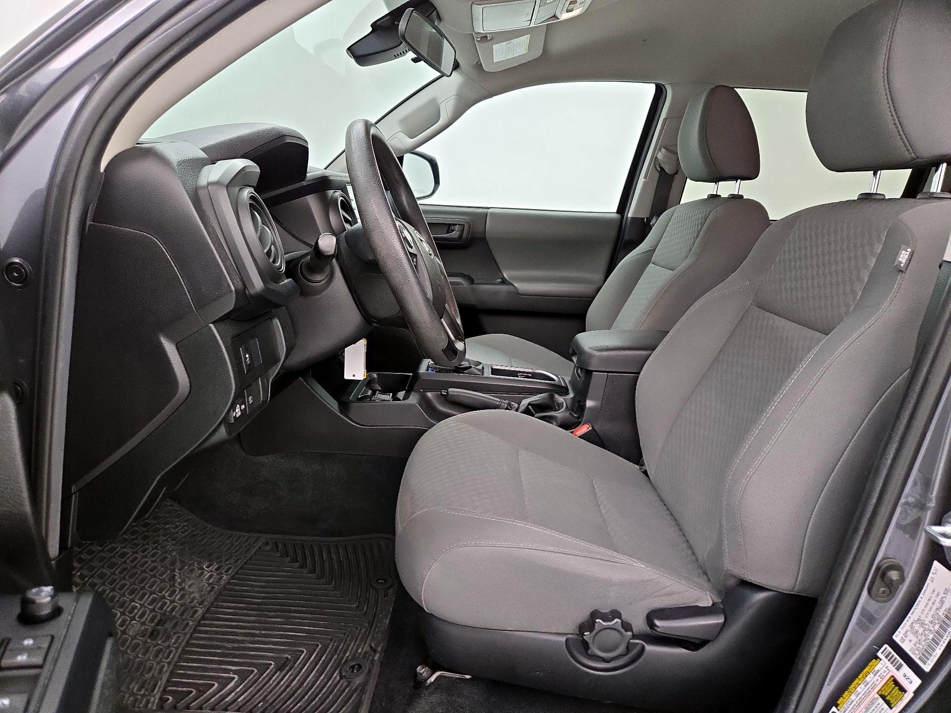 Thumbnail: 2022 Toyota Tacoma - 11