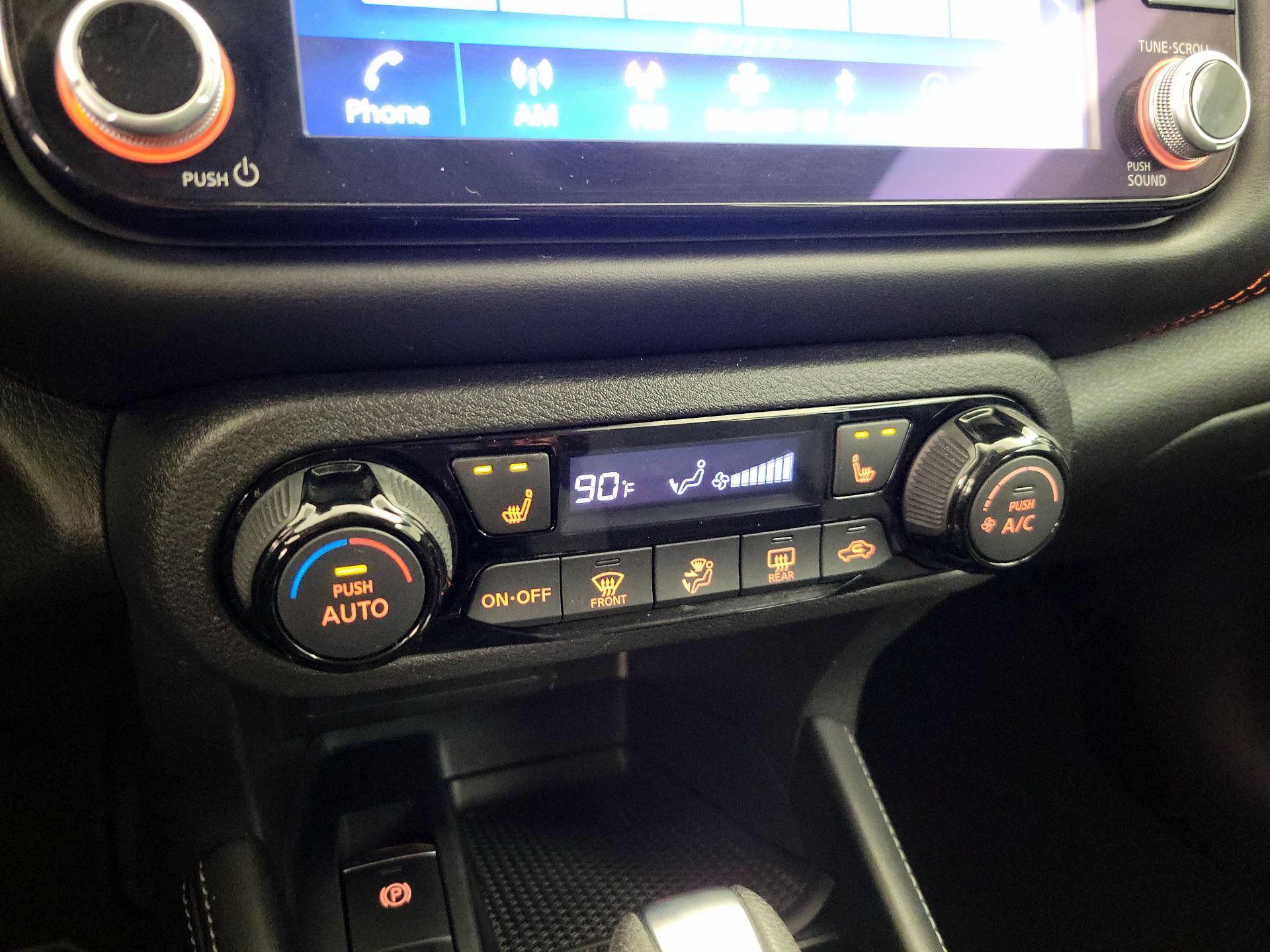 Thumbnail: 2023 Nissan Kicks - 16