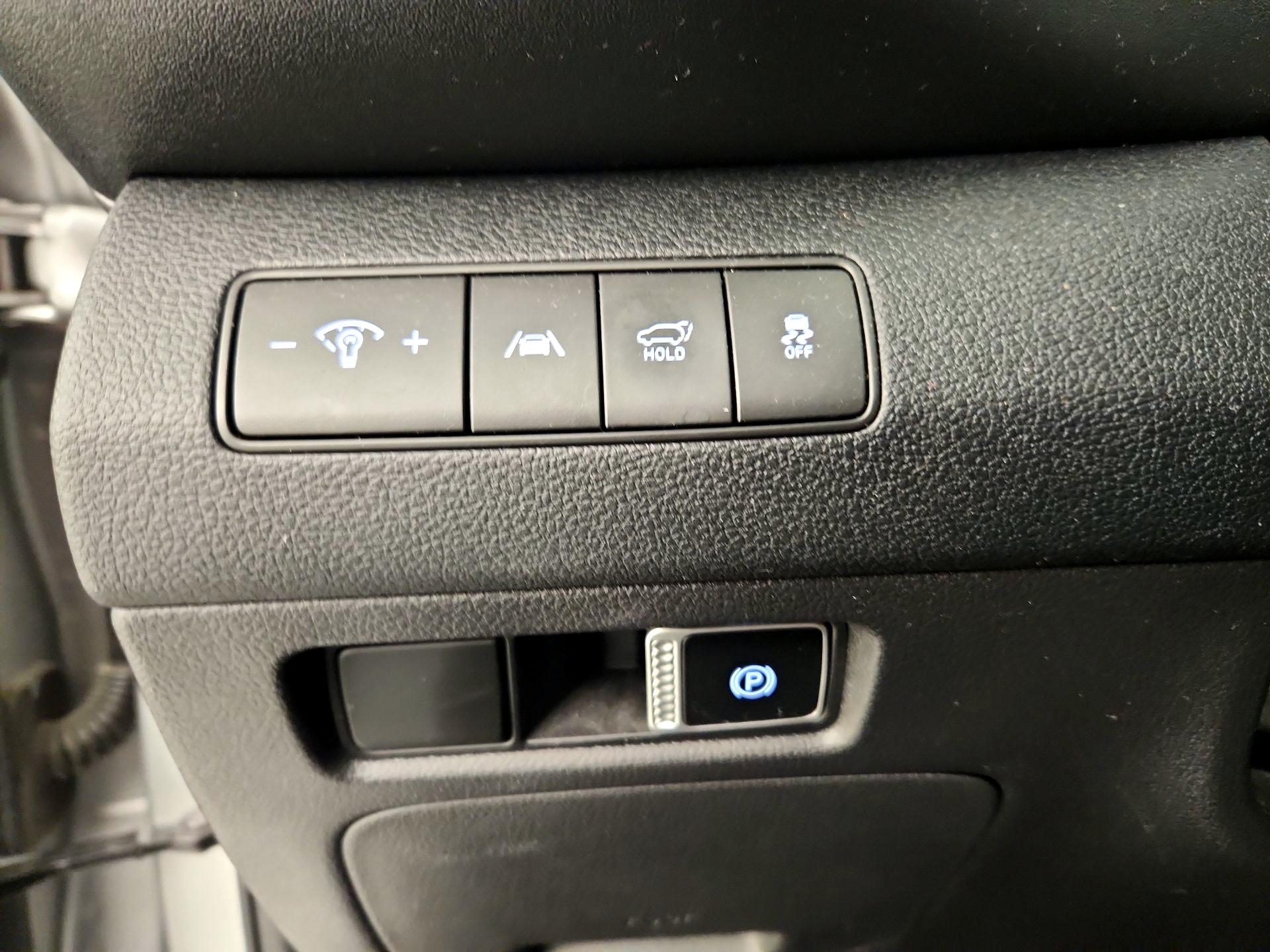 Thumbnail: 2023 Hyundai Santa Fe - 13