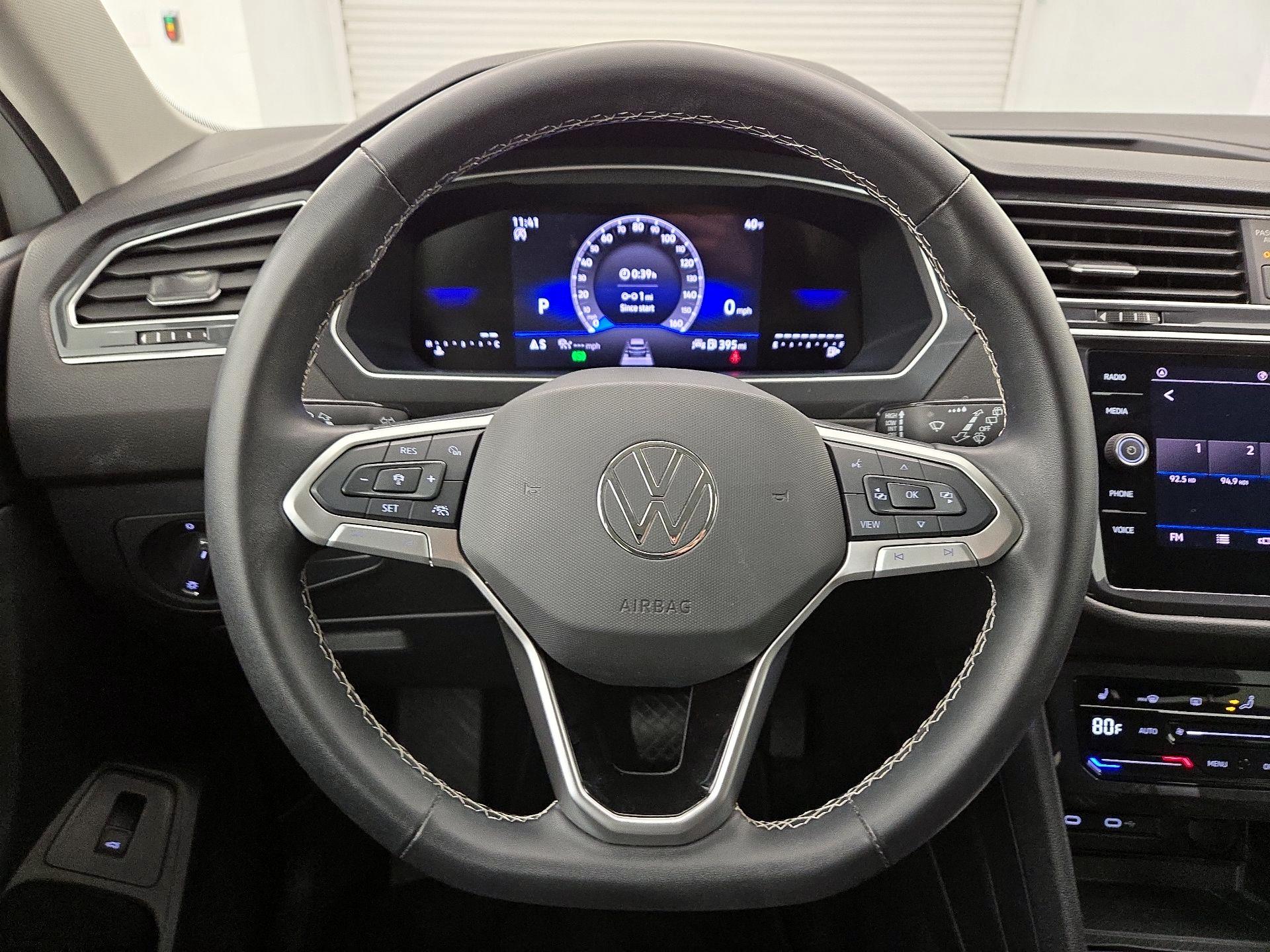 Thumbnail: 2024 Volkswagen Tiguan - 10