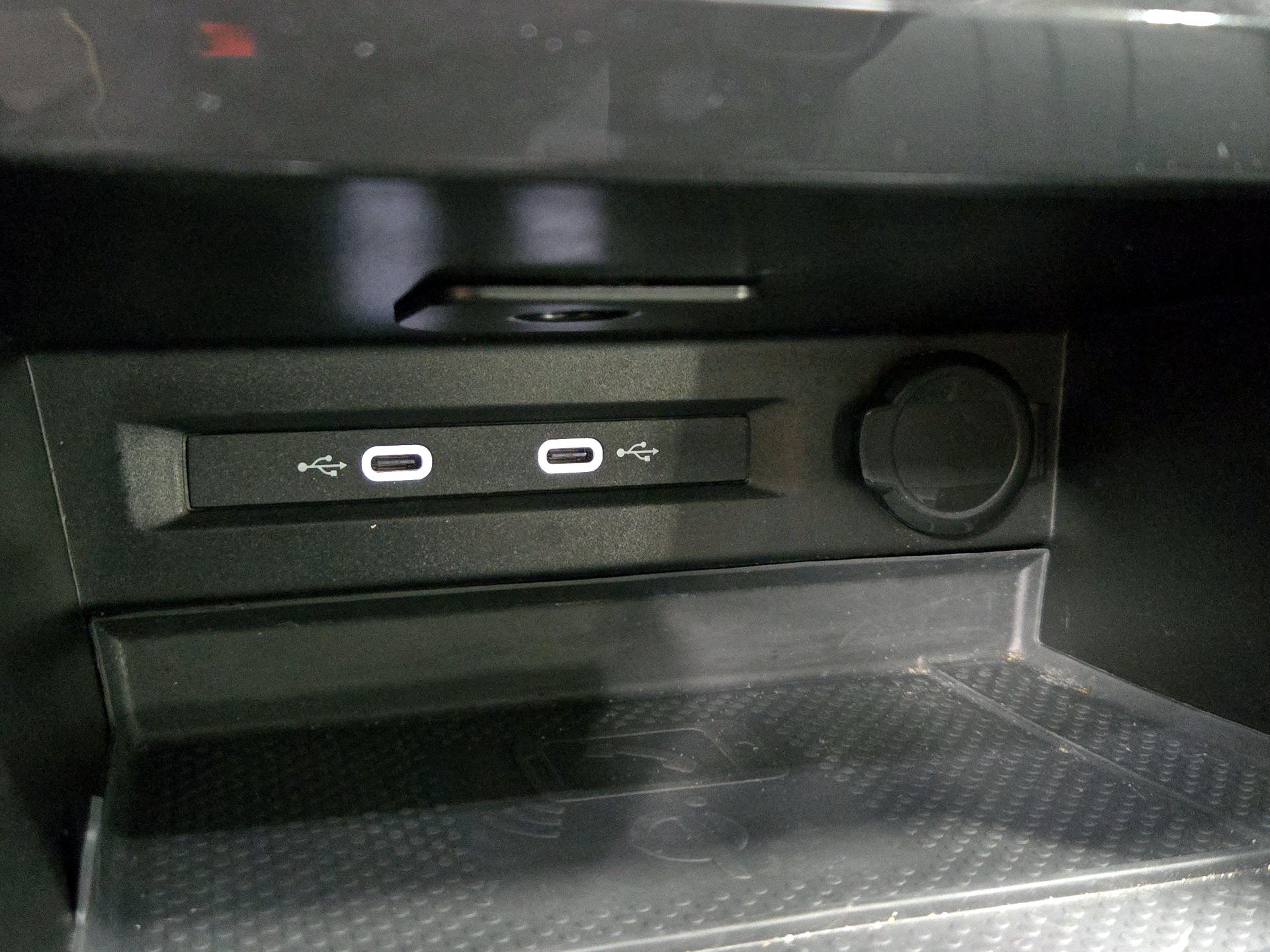 Thumbnail: 2024 Volkswagen Tiguan - 18