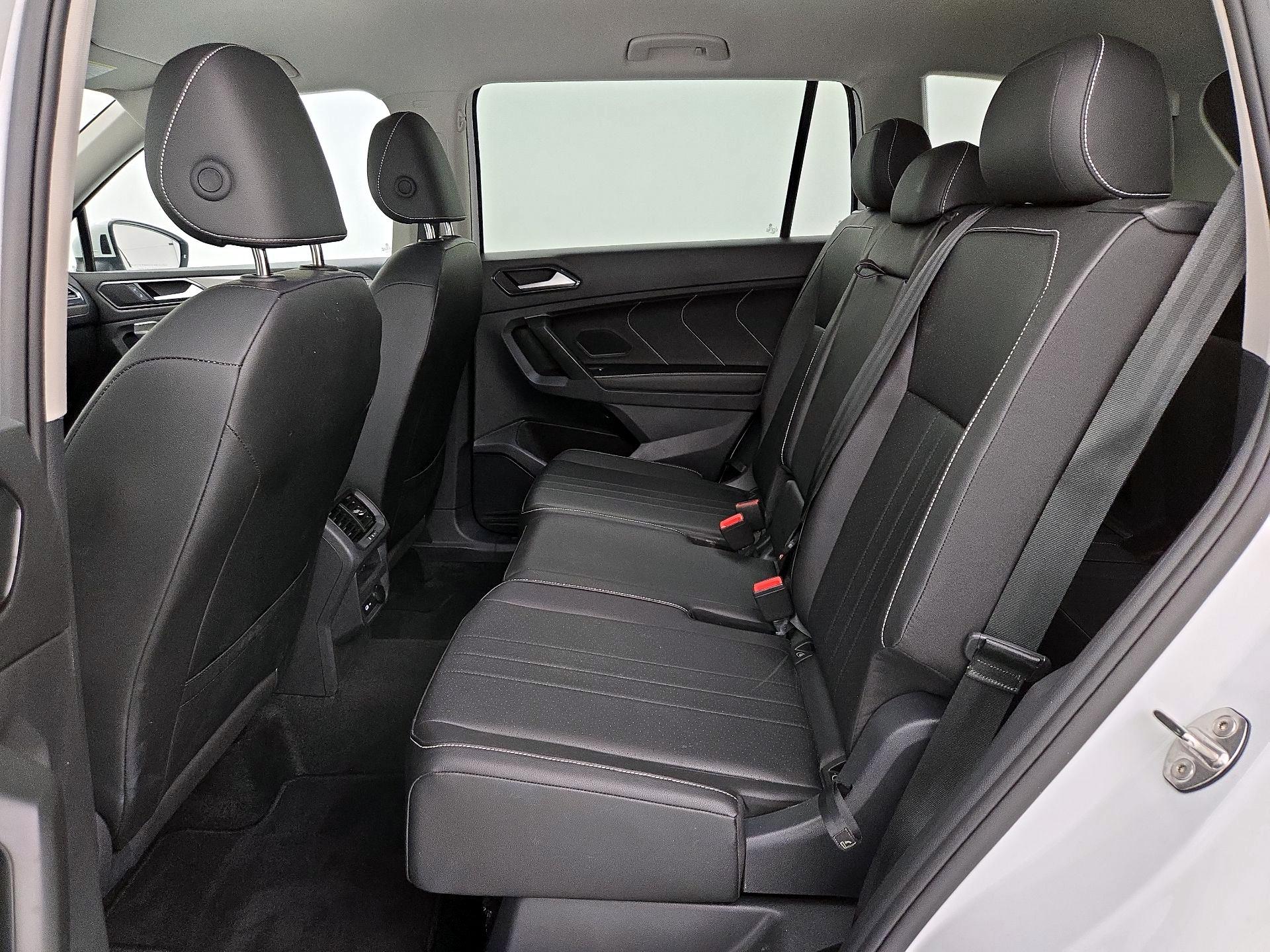 Thumbnail: 2024 Volkswagen Tiguan - 19