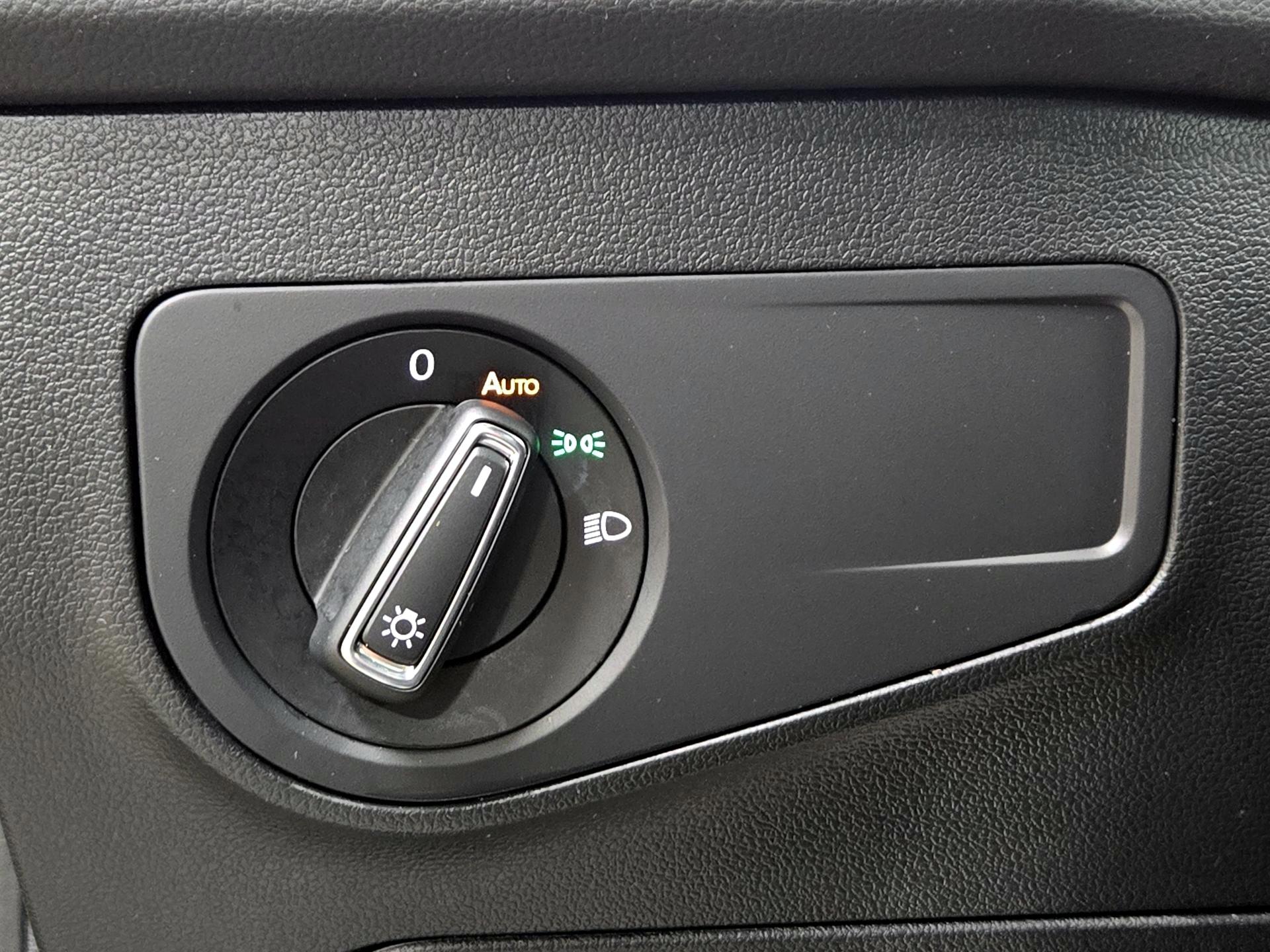 Thumbnail: 2024 Volkswagen Tiguan - 13