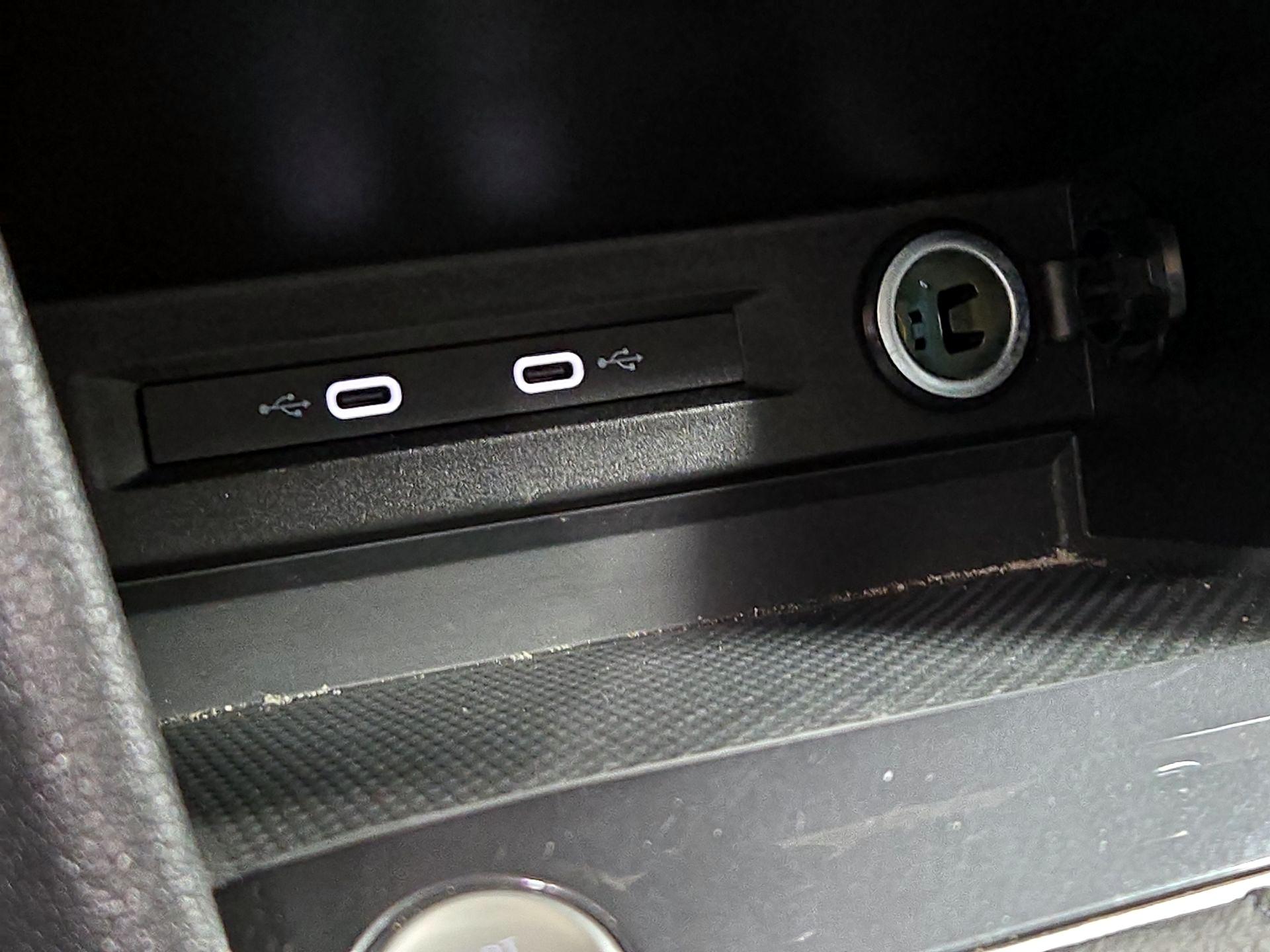 Thumbnail: 2024 Volkswagen Tiguan - 18