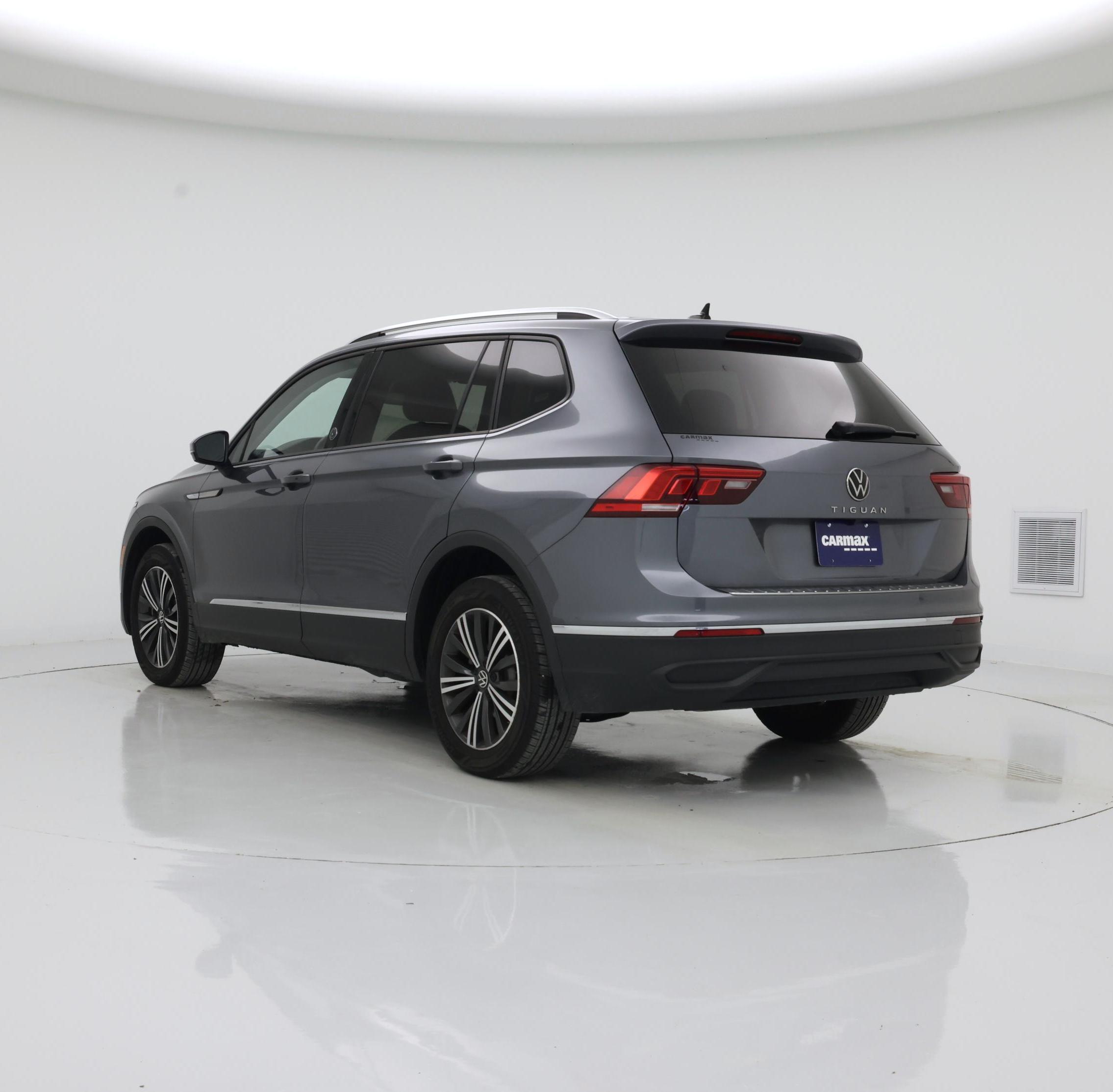 Thumbnail: 2024 Volkswagen Tiguan - 2