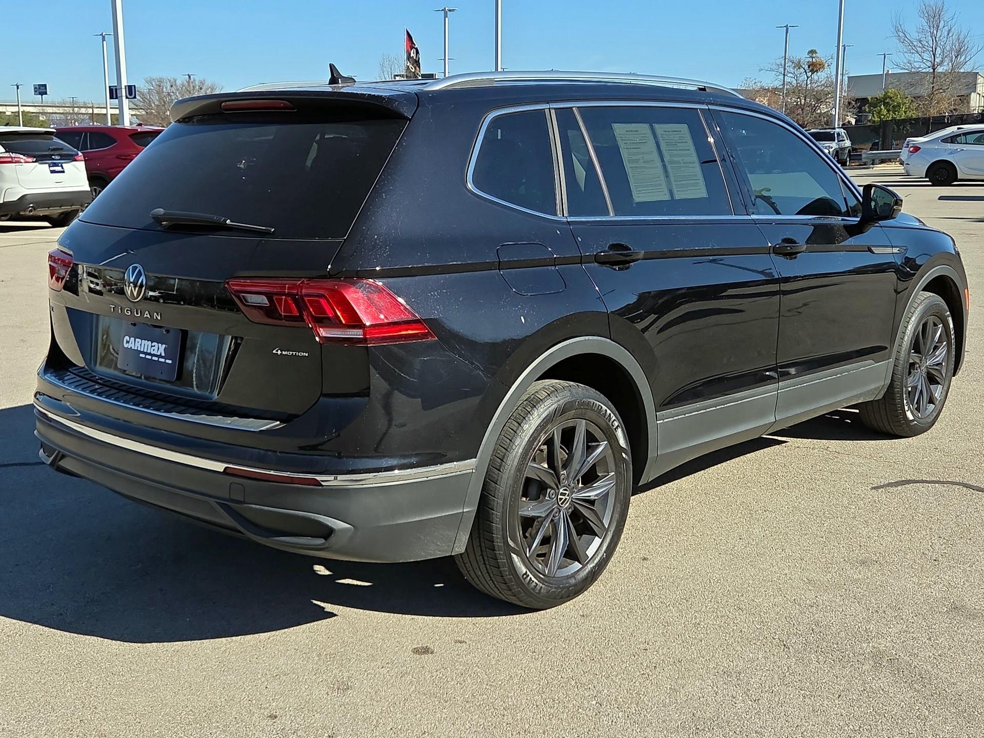 Thumbnail: 2022 Volkswagen Tiguan - 5