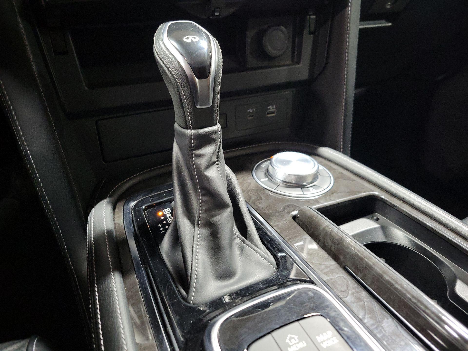 Thumbnail: 2024 INFINITI QX80 - 17