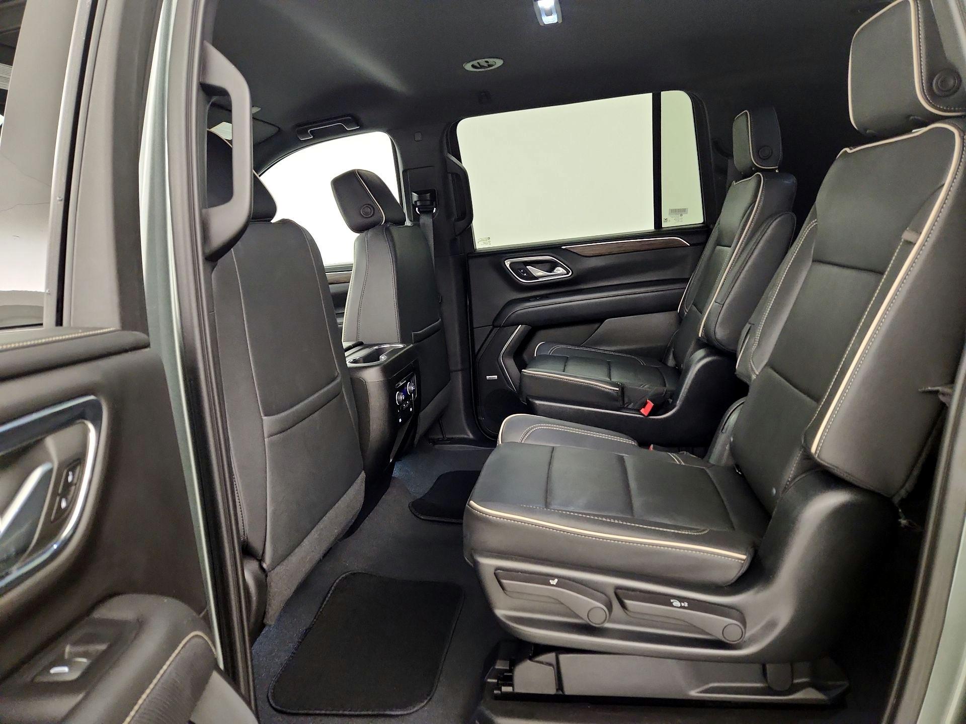 Thumbnail: 2023 Chevrolet Suburban - 18