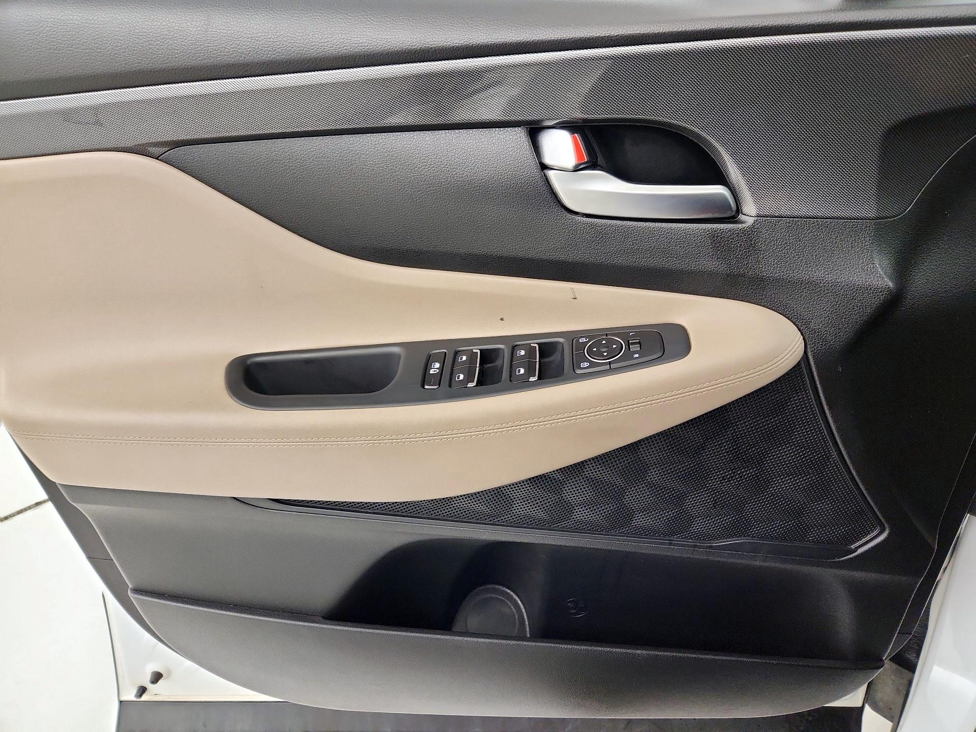 Thumbnail: 2023 Hyundai Santa Fe - 12