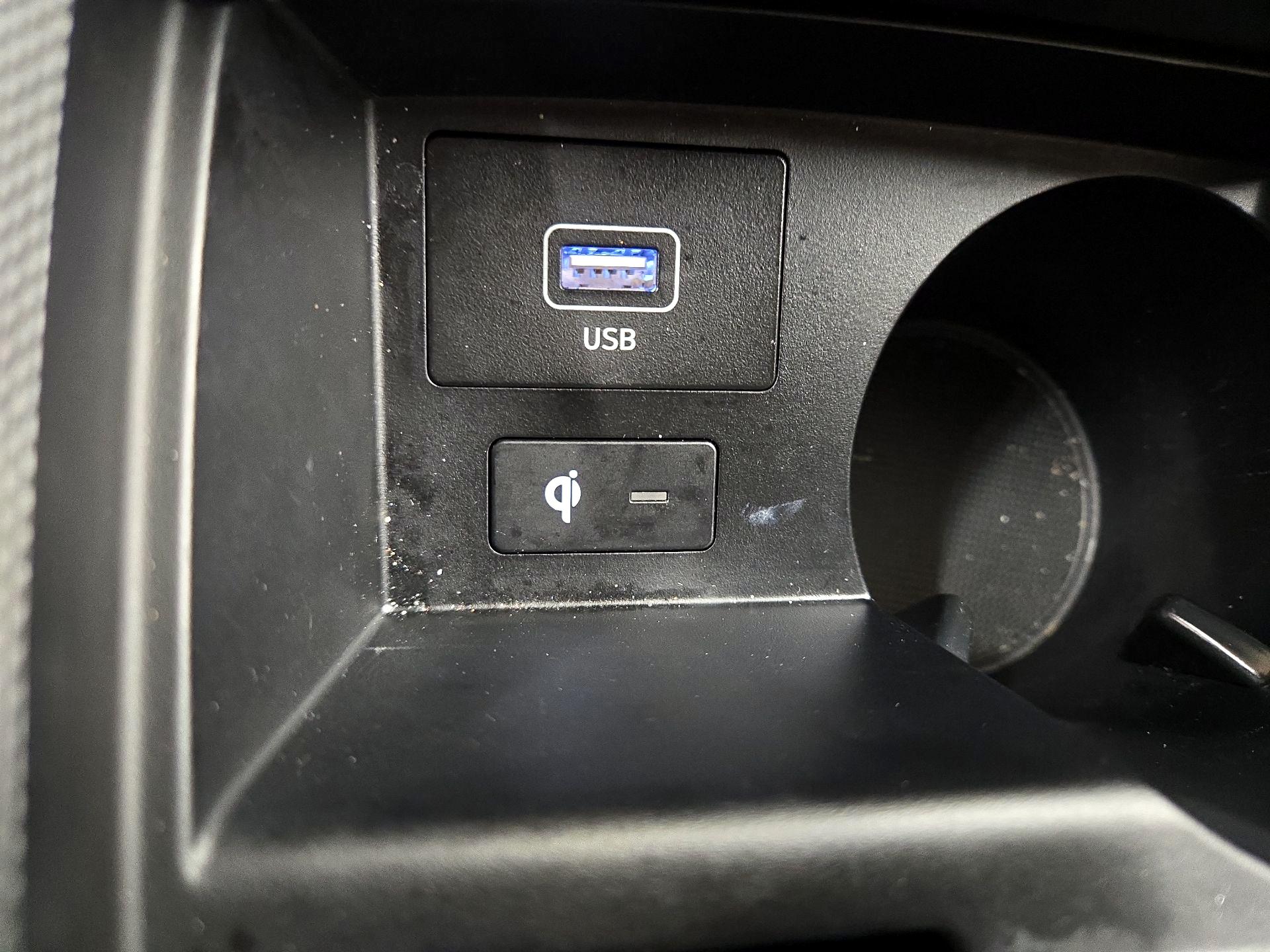 Thumbnail: 2023 Hyundai Santa Fe - 17