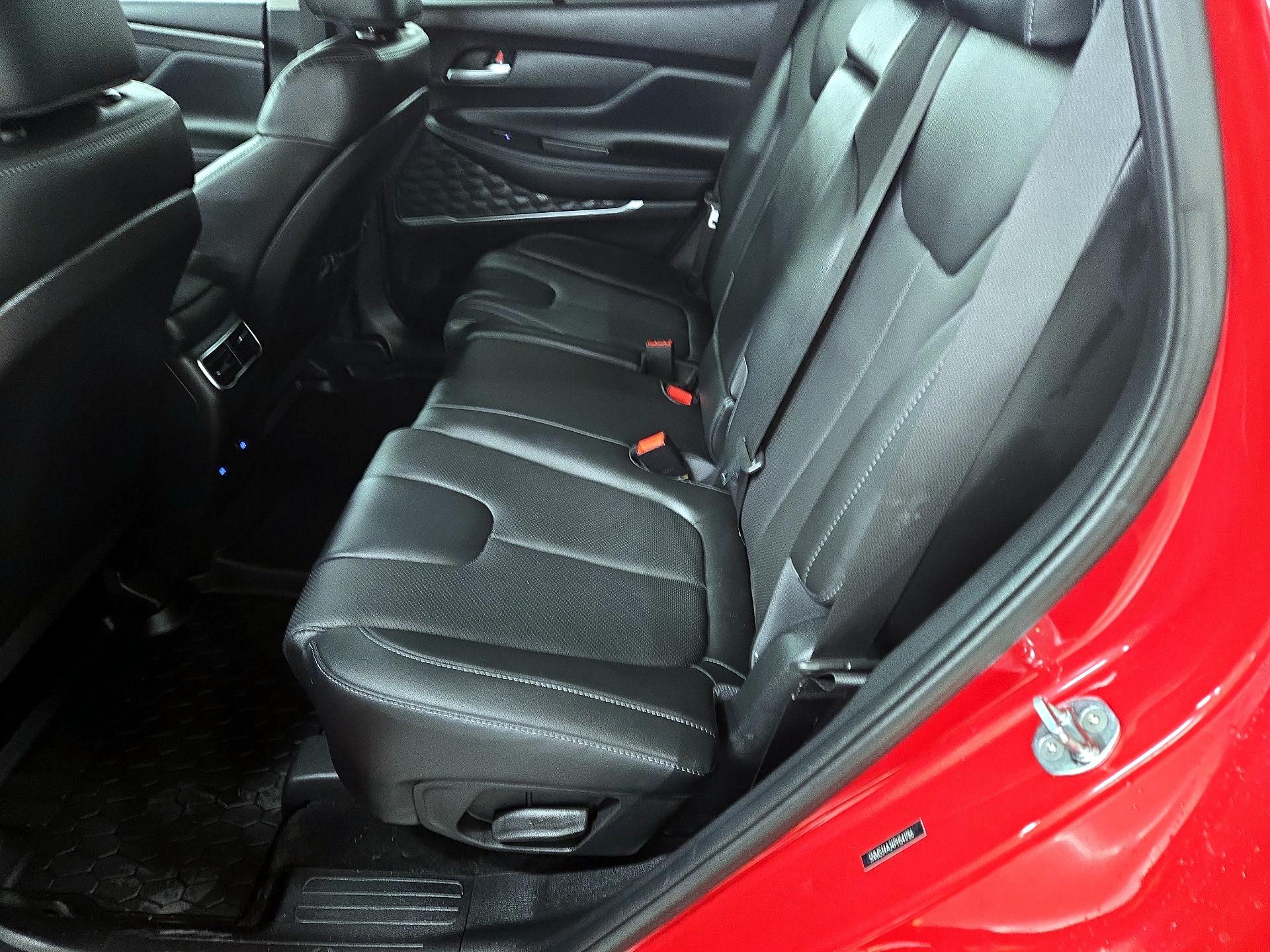 Thumbnail: 2023 Hyundai Santa Fe - 18