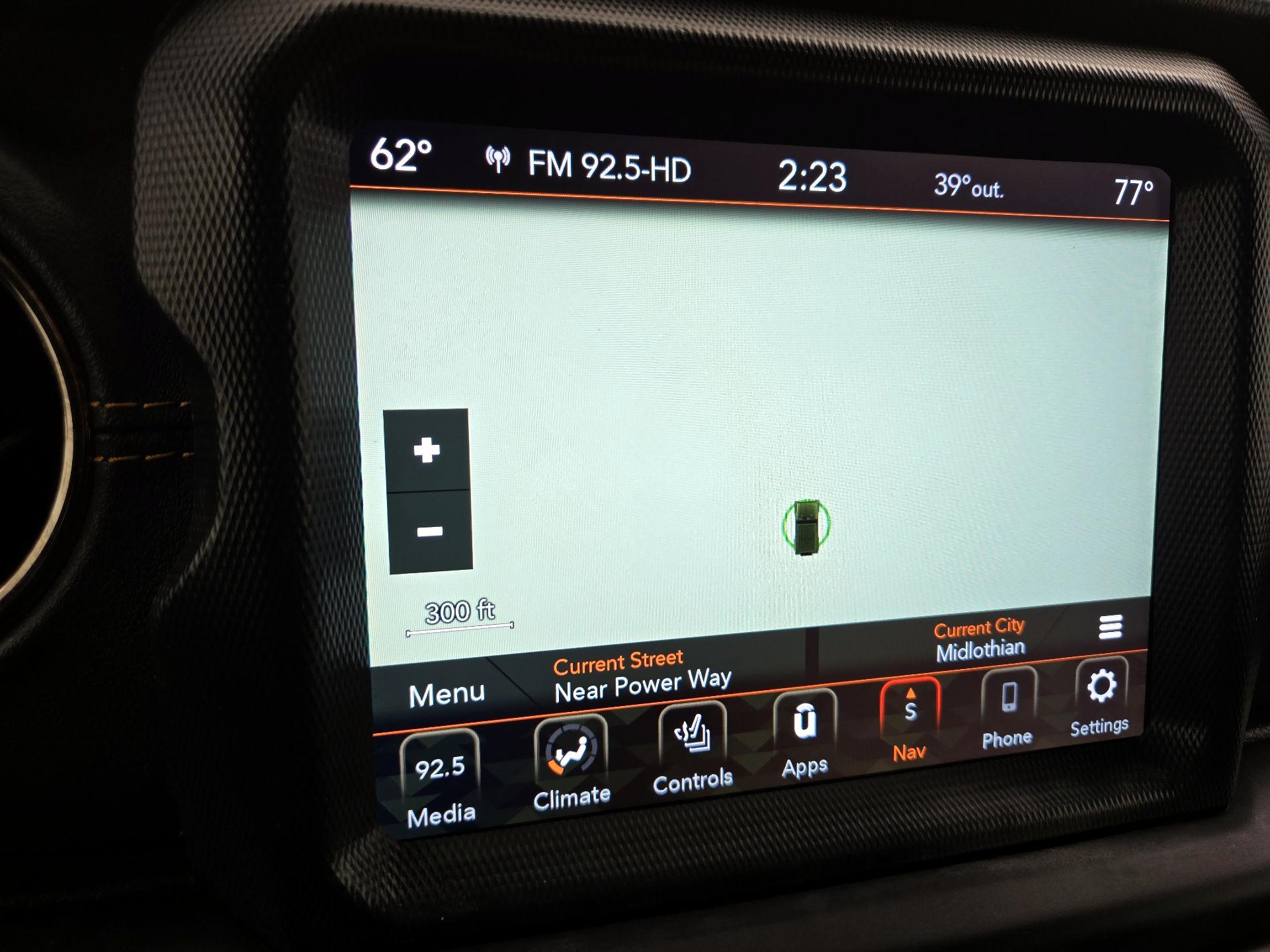 Thumbnail: 2022 Jeep Wrangler - 14