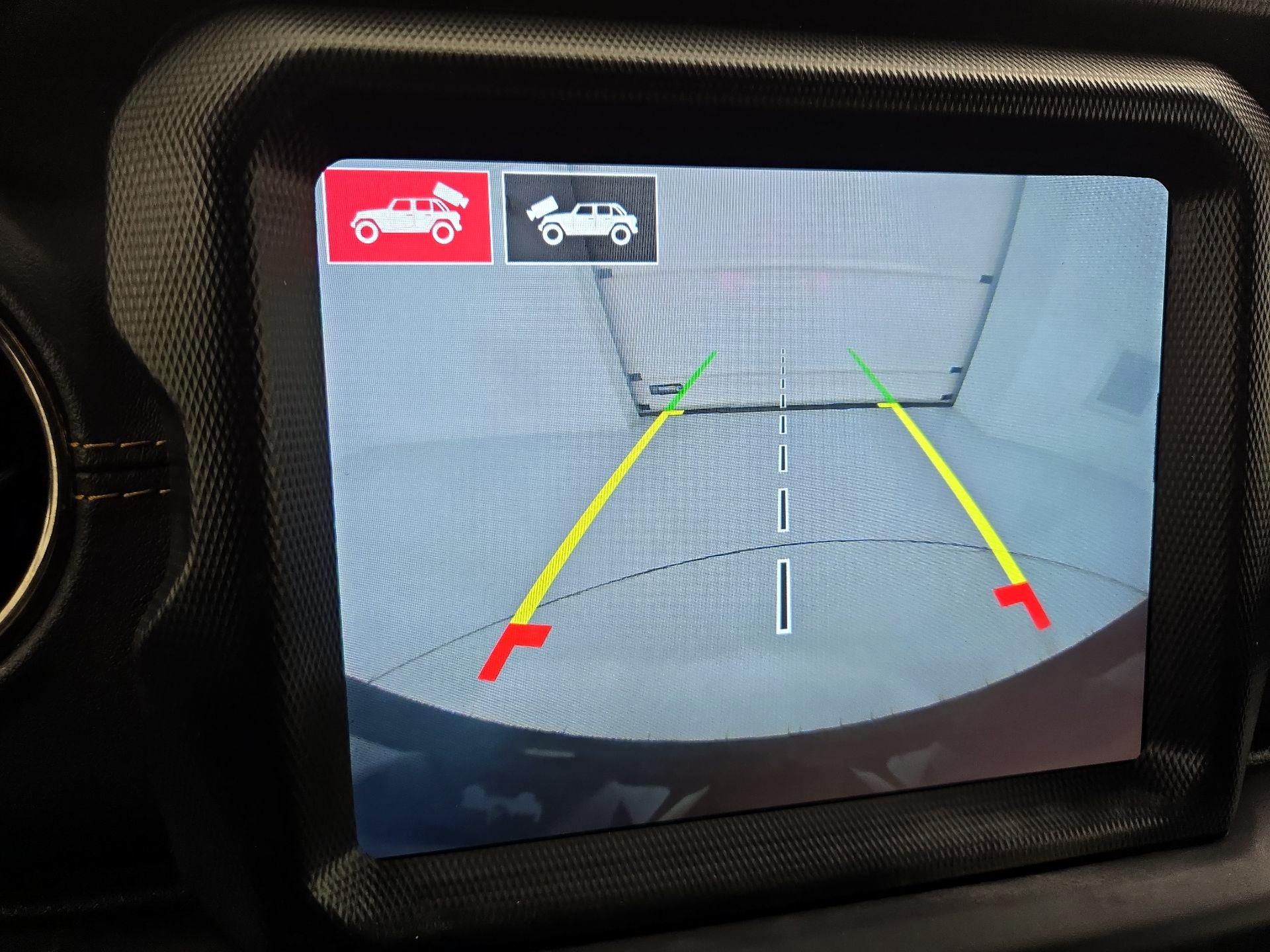 Thumbnail: 2022 Jeep Wrangler - 15