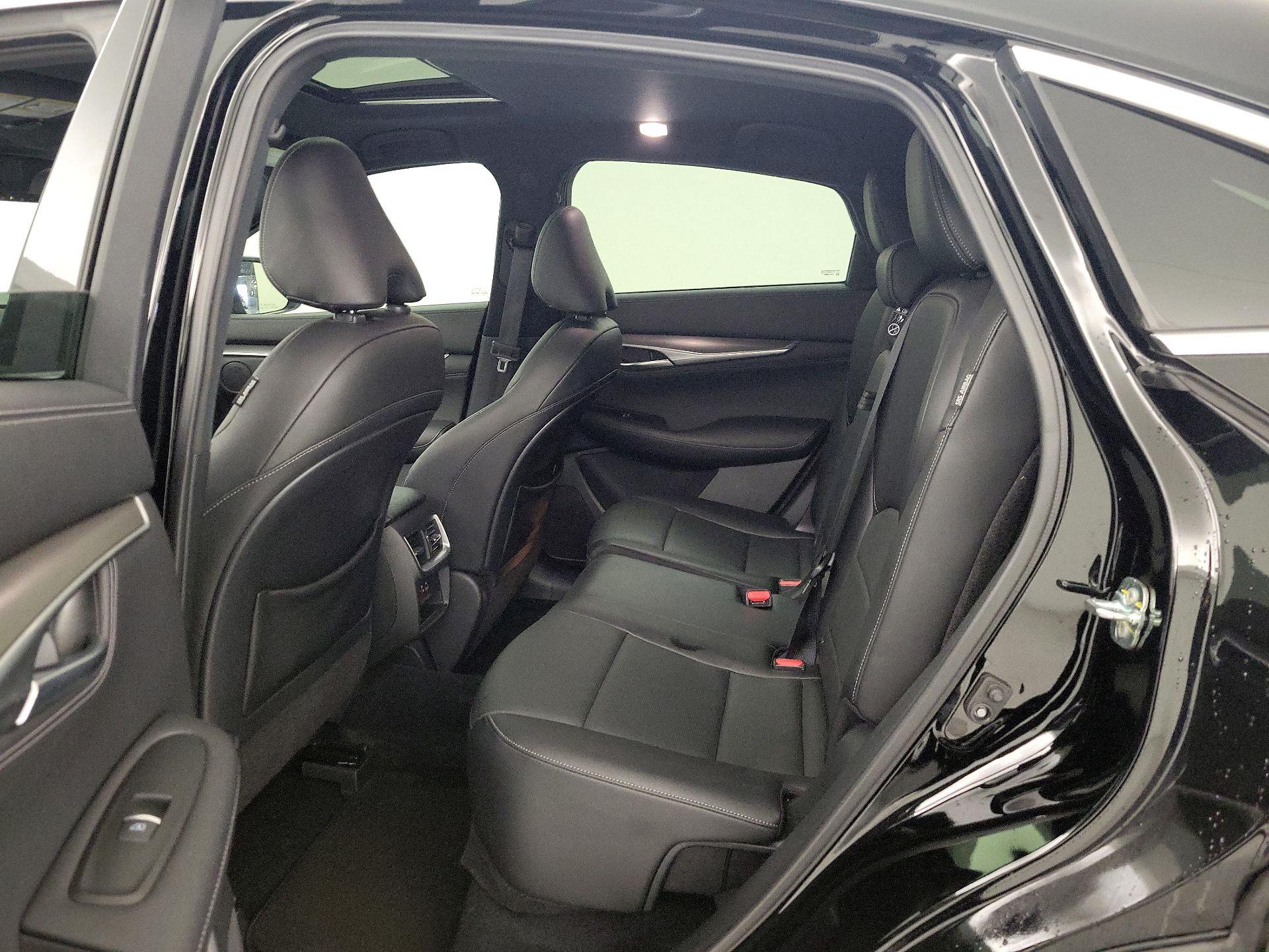 Thumbnail: 2023 INFINITI QX55 - 19