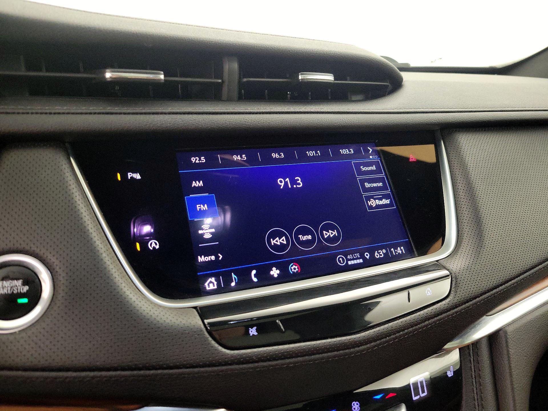 Thumbnail: 2022 Cadillac XT5 - 15