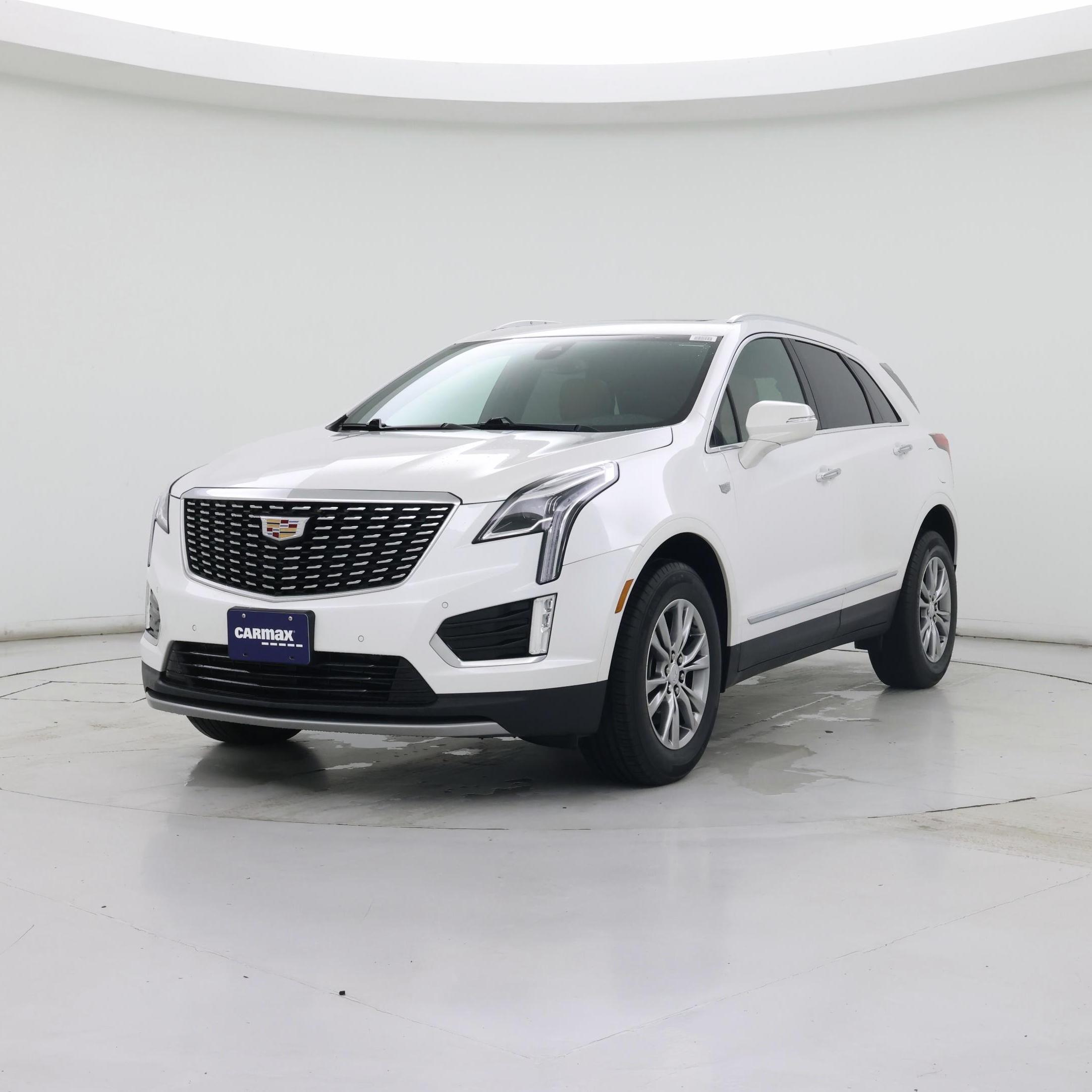 Thumbnail: 2022 Cadillac XT5 - 4