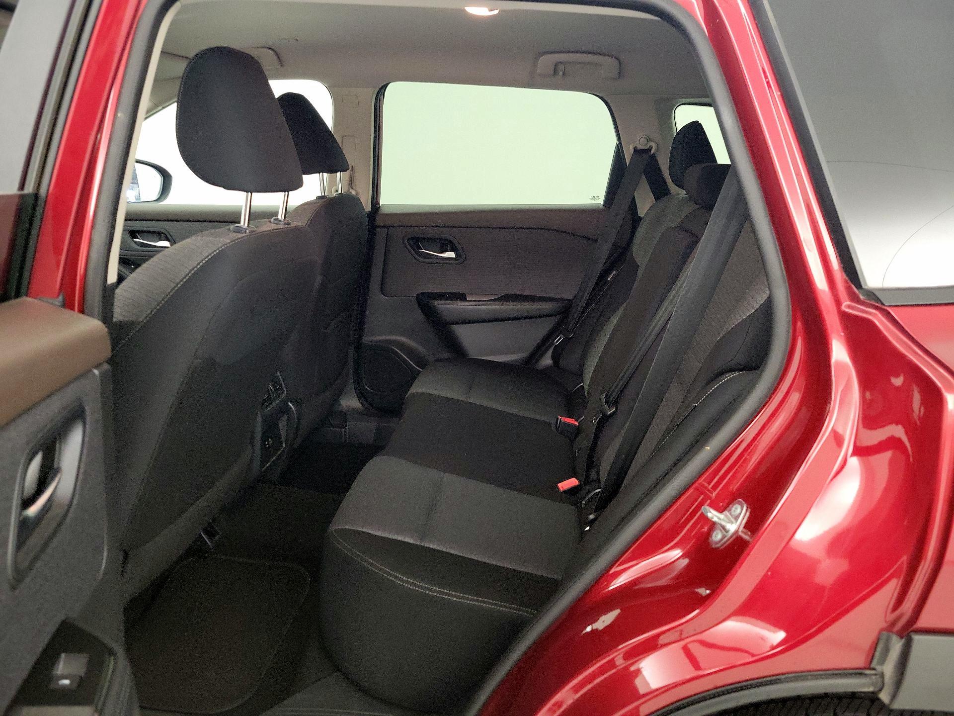 Thumbnail: 2023 Nissan Rogue - 18