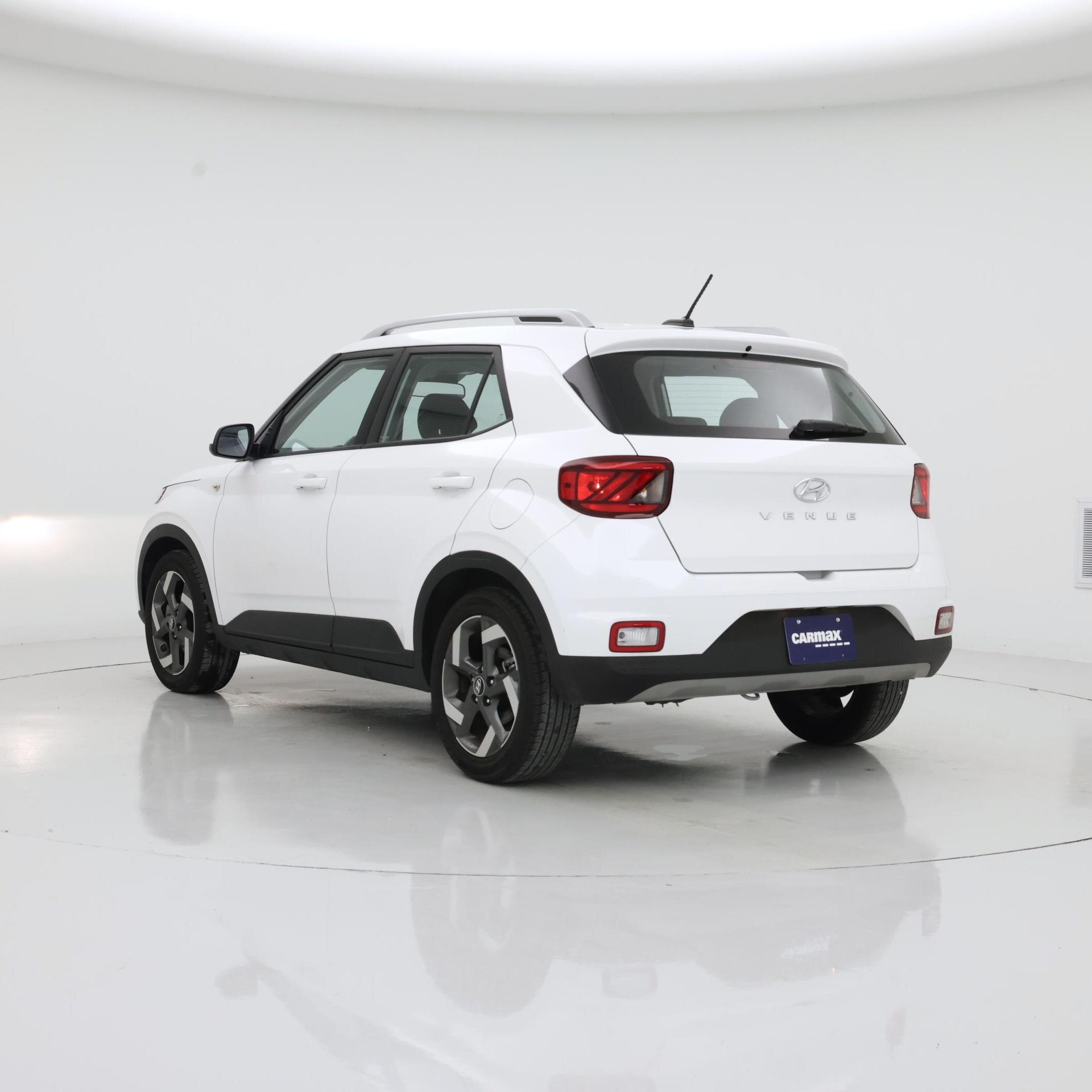 Thumbnail: 2023 Hyundai Venue - 2