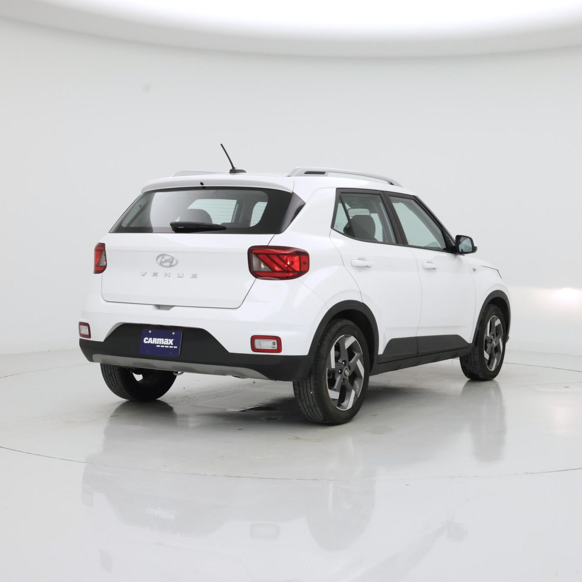 Thumbnail: 2023 Hyundai Venue - 8