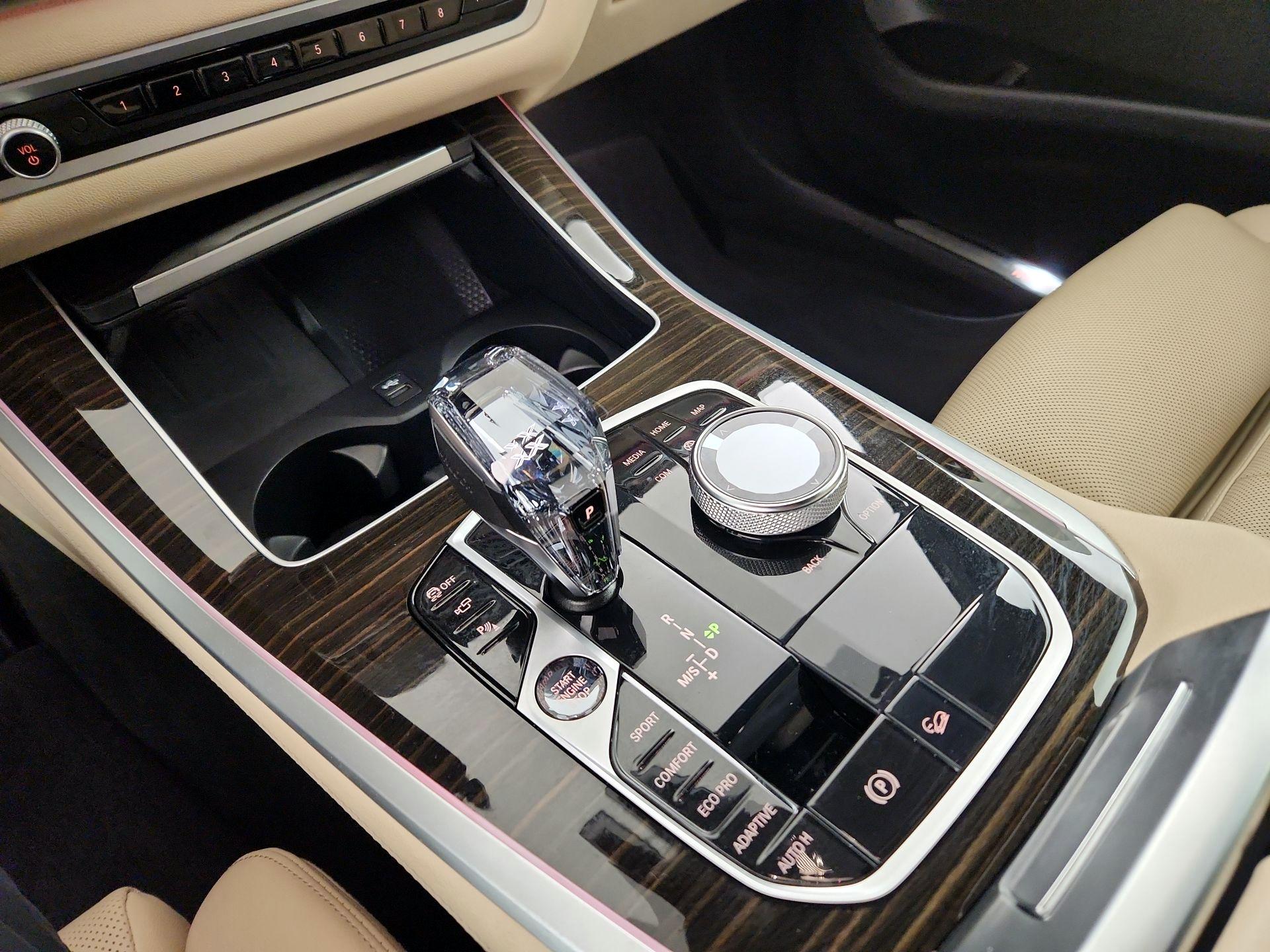 Thumbnail: 2021 BMW X5 - 18