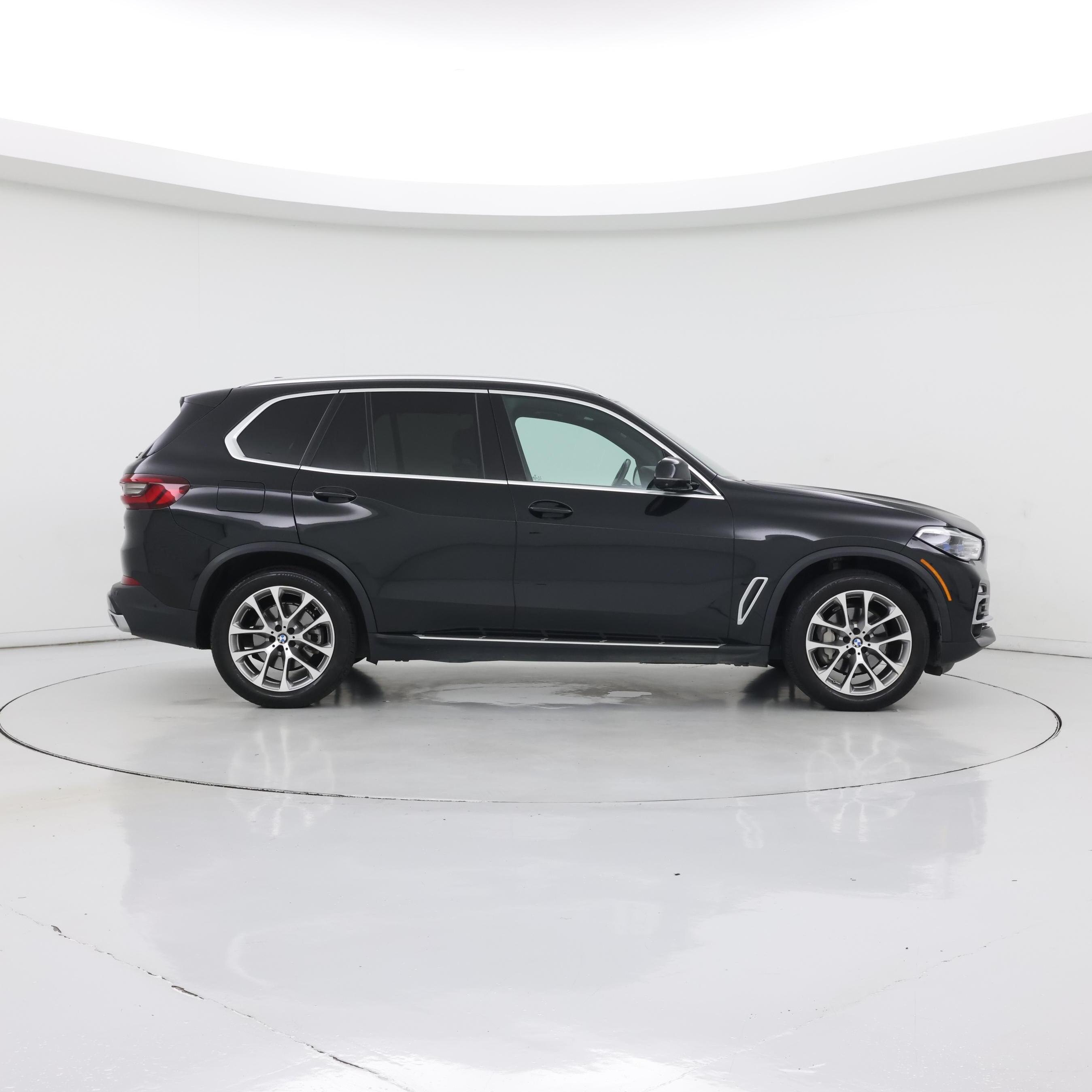 Thumbnail: 2021 BMW X5 - 7