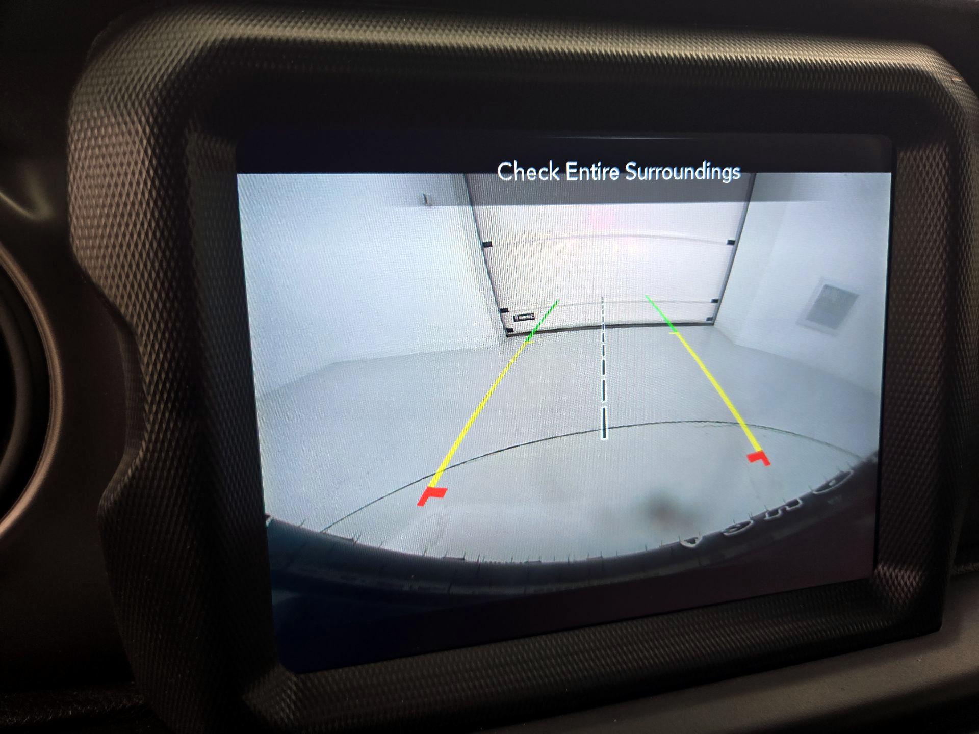 Thumbnail: 2021 Jeep Wrangler - 15