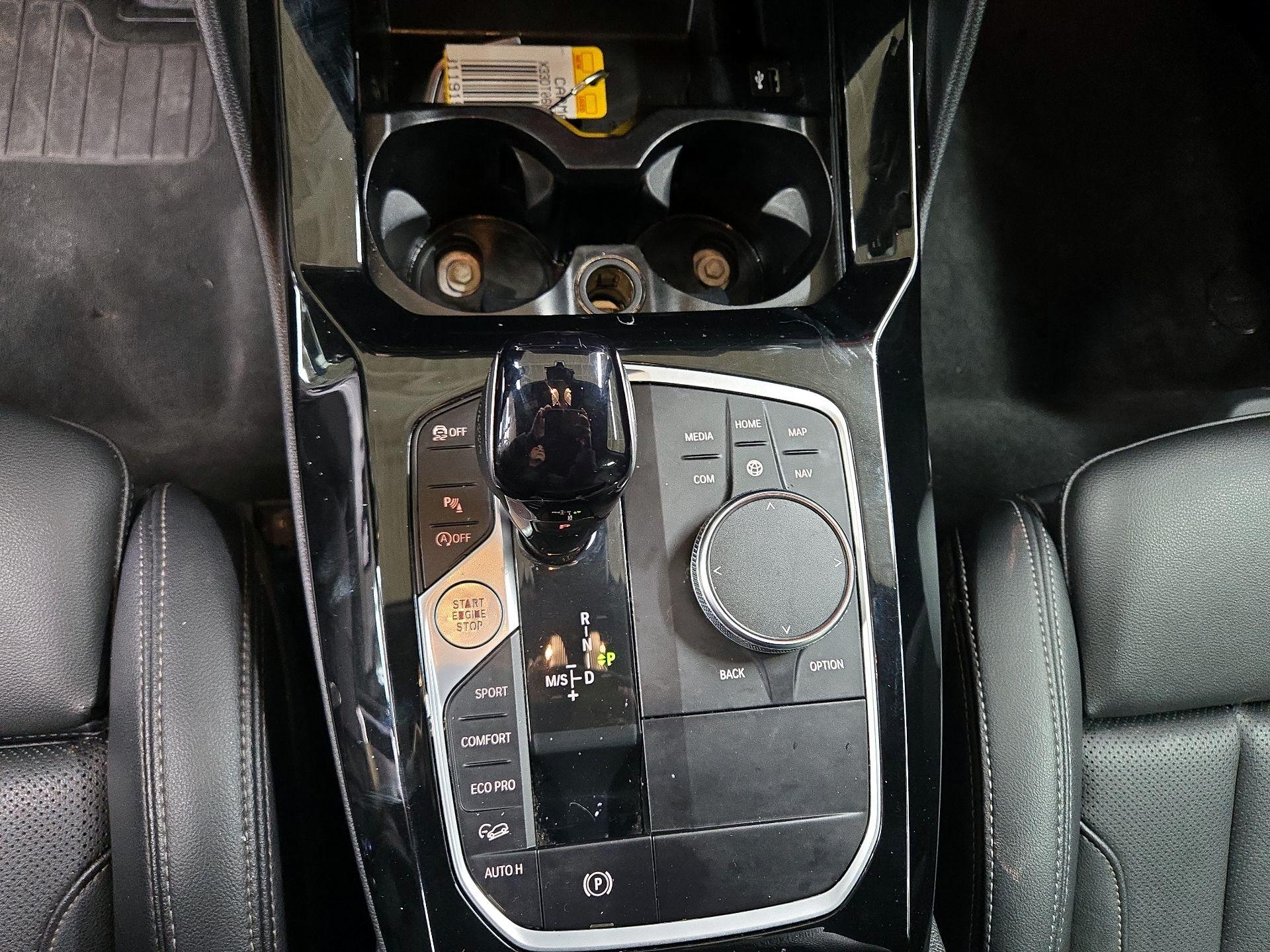 Thumbnail: 2022 BMW X4 - 16