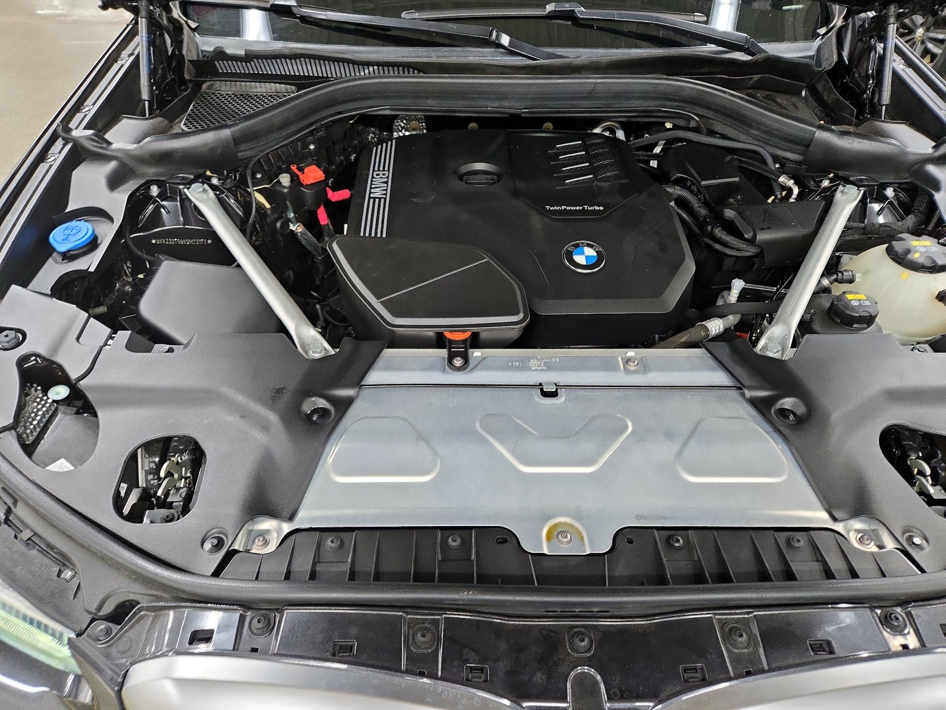 Thumbnail: 2022 BMW X4 - 20