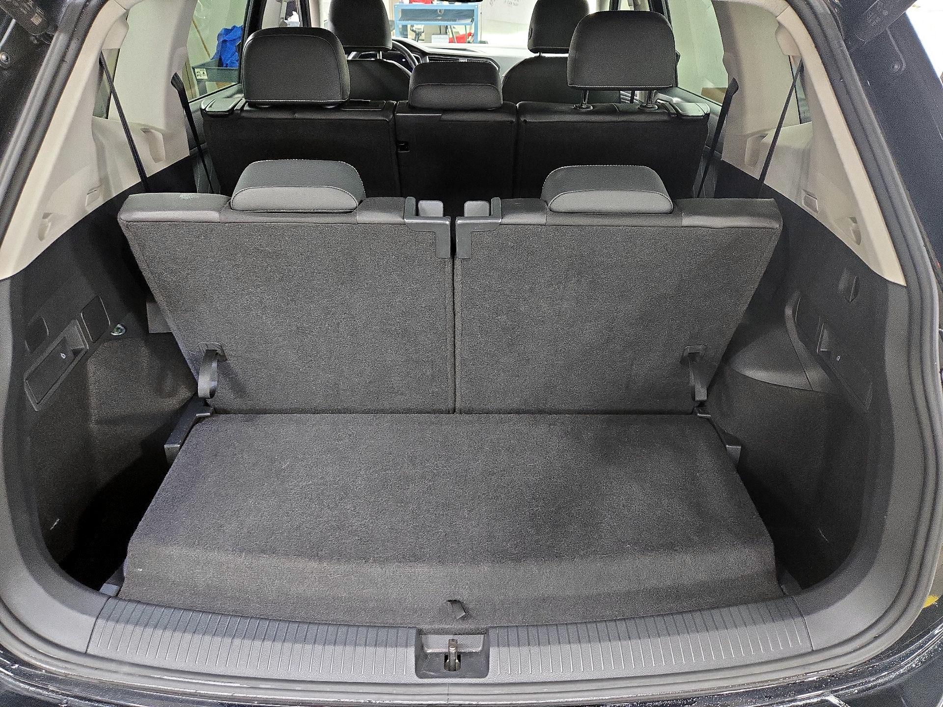 Thumbnail: 2024 Volkswagen Tiguan - 20