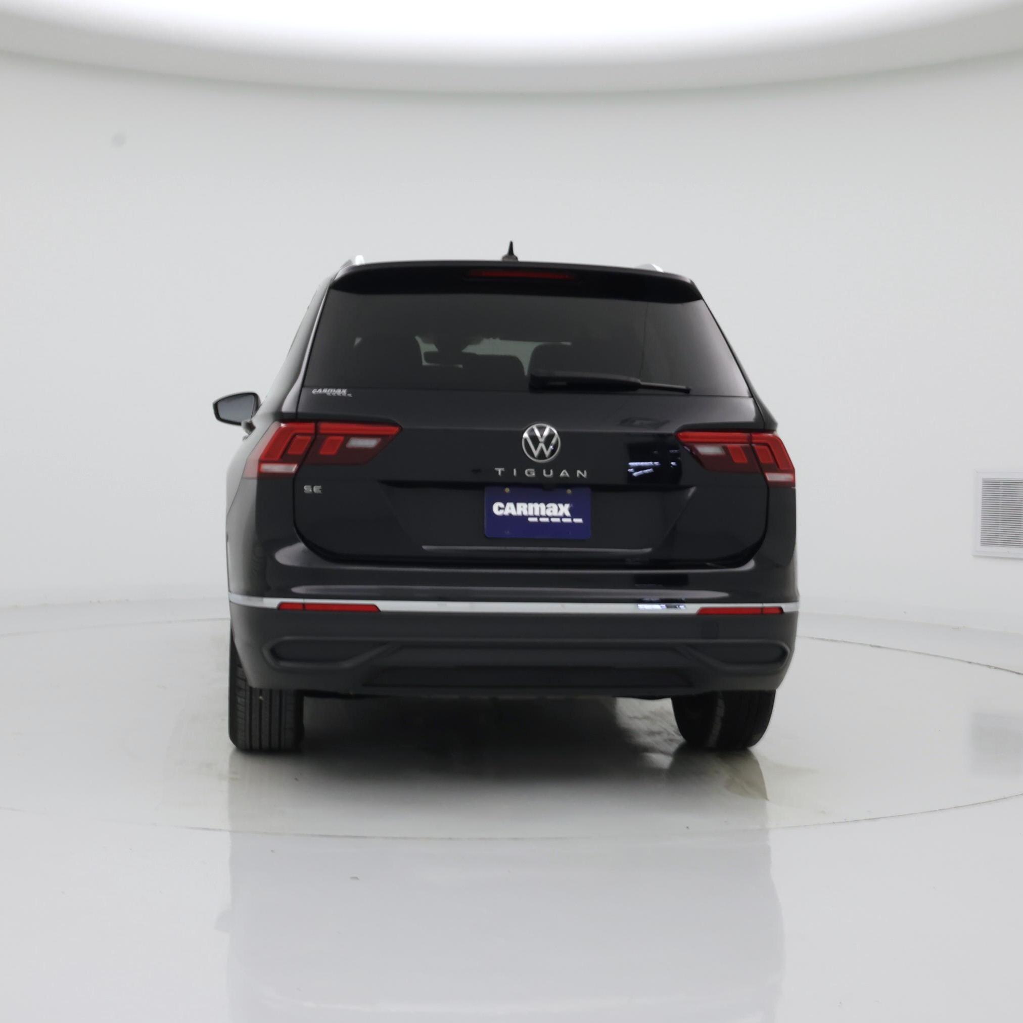 Thumbnail: 2024 Volkswagen Tiguan - 6