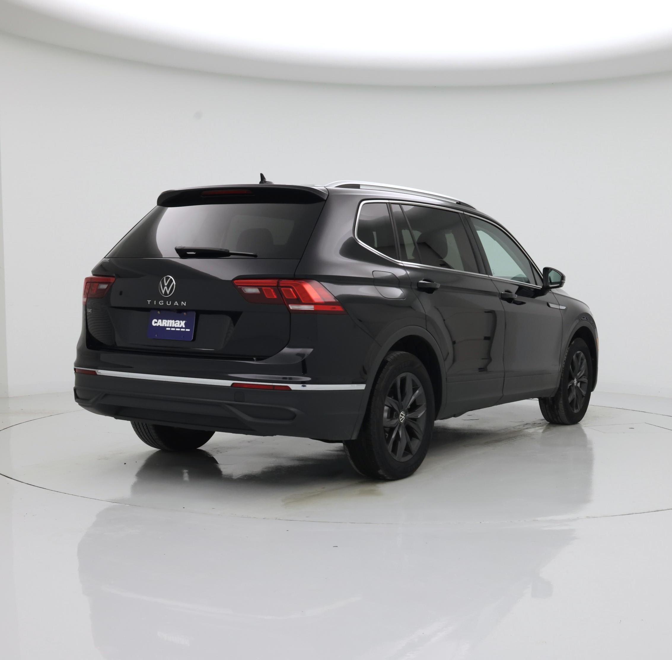 Thumbnail: 2024 Volkswagen Tiguan - 8