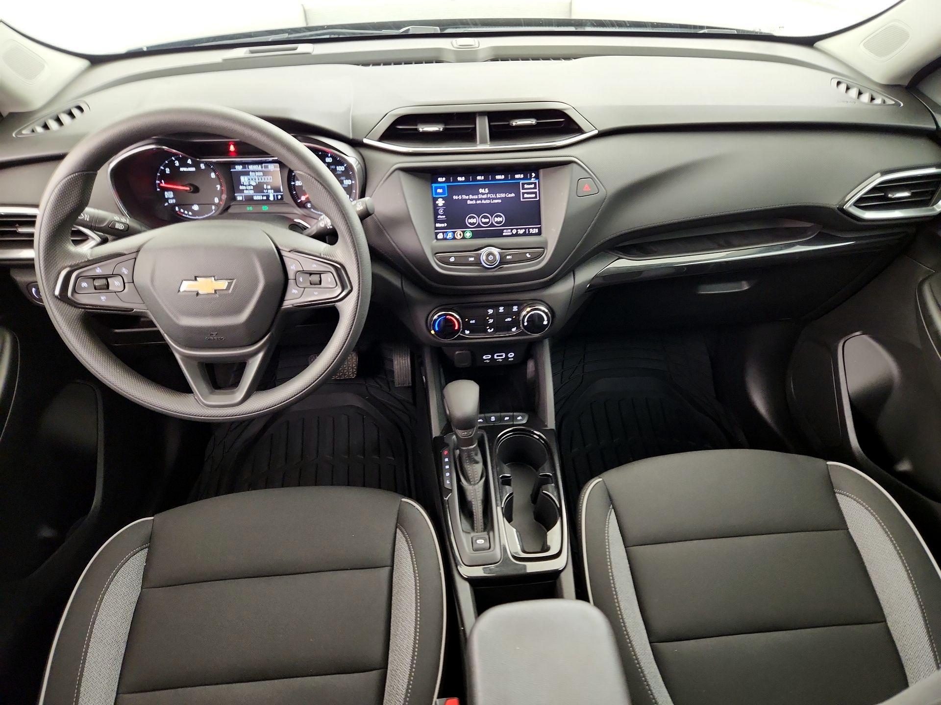 Thumbnail: 2023 Chevrolet TrailBlazer - 9